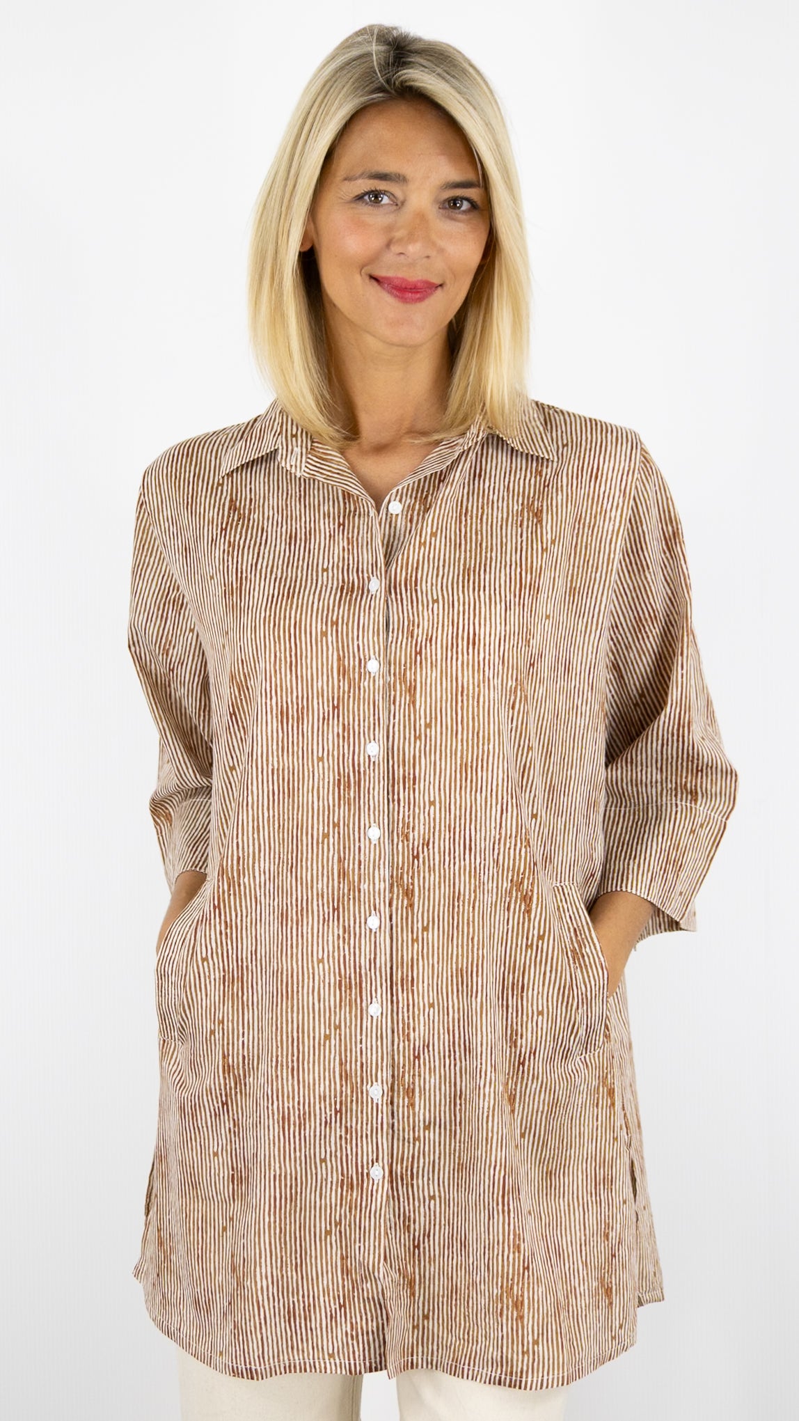 CHEMISE TUNIQUE AMPLE RAYEE EN COTON TERRE ROUGE GS188#COLOR_5R03/NOISETTE