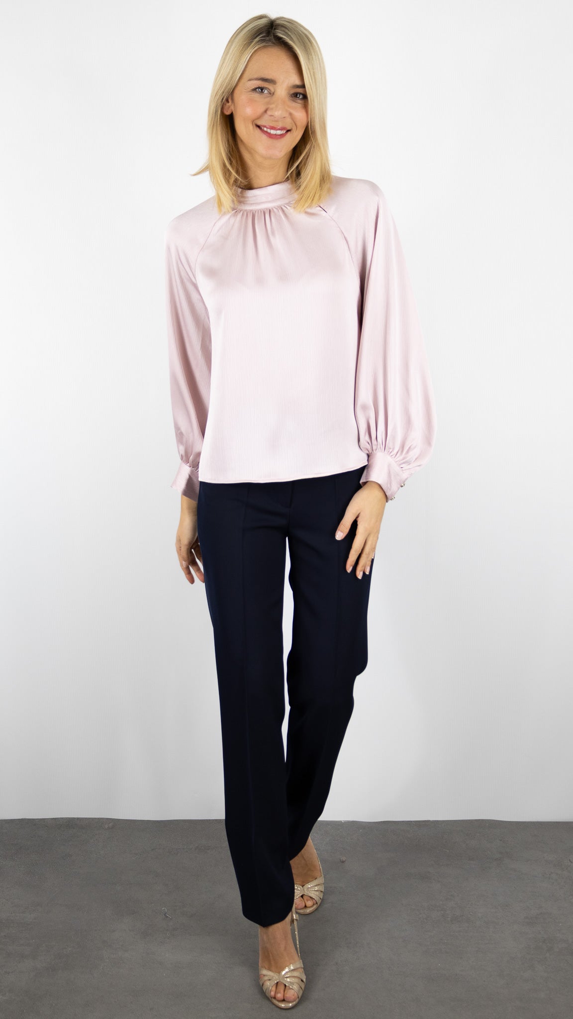 BLOUSE HABILLEE FLUIDE SATINEE GREIGE POUR FEMME  LULUMARY H702#color_LIGHT PINK/ROSE CLAIR