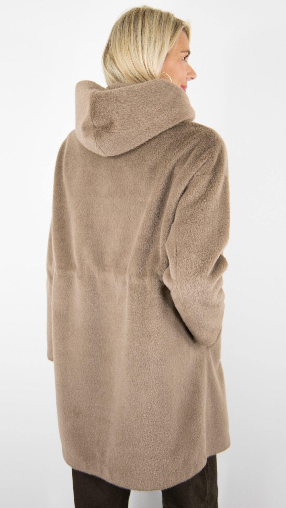 MANTEAU 7/8 EN FAUSSE FOURRURE LOU ANDREA HAPPY PM BEIGE#COLOR_MOKA/ECUREUIL