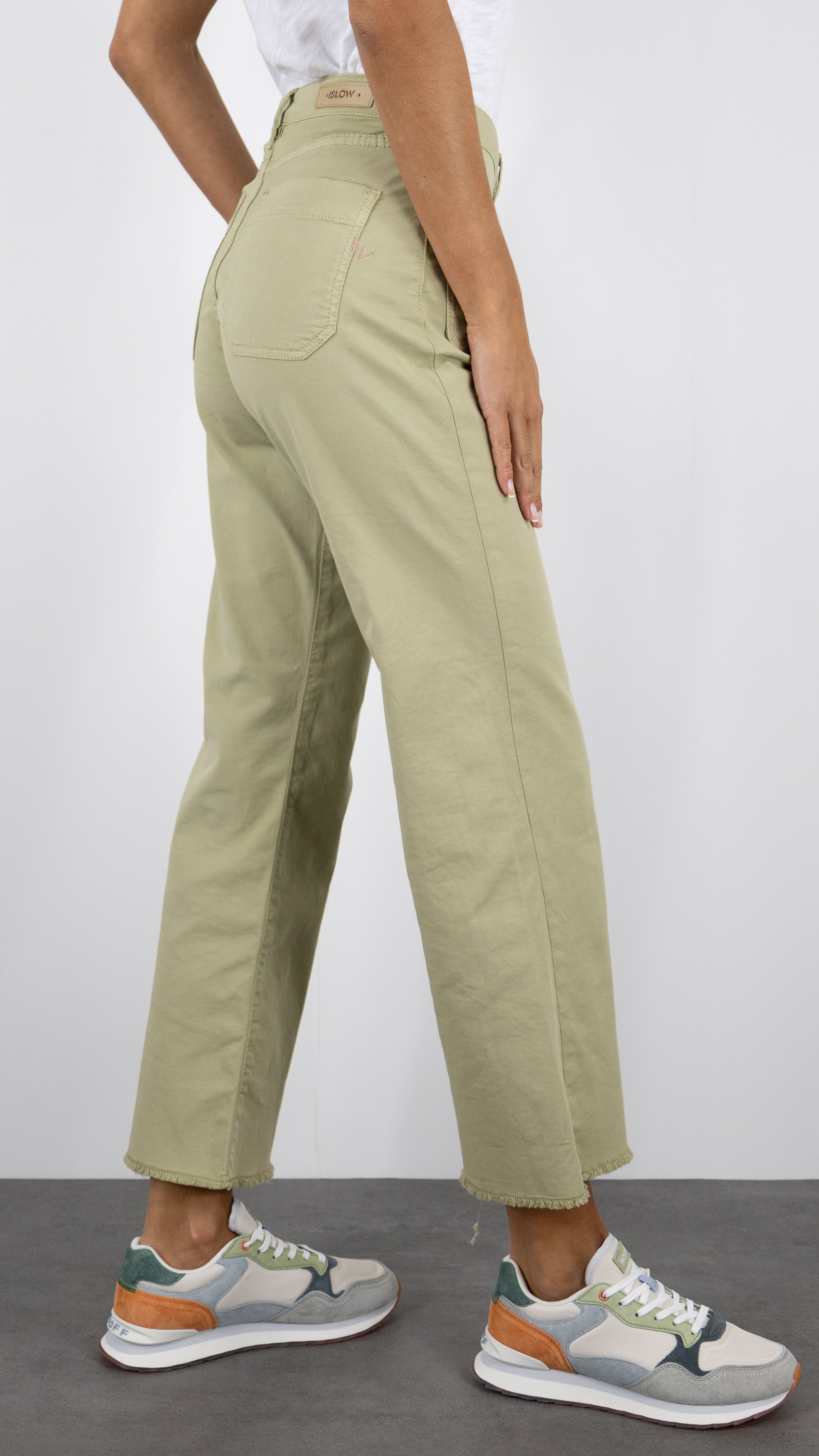 PANTALON 7/8 LARGE BAS FRANGE POUR FEMME ISLOW HOPE LIGHT GABARDINE STRETCH#COLOR_VERVEINE/KAKI CLAIR 