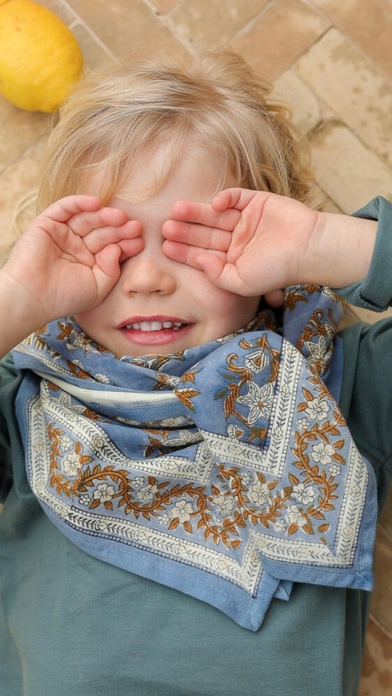 FOULARD IMPRIME FLORAL BLEU ORAGE BELLEMME JASMINE 