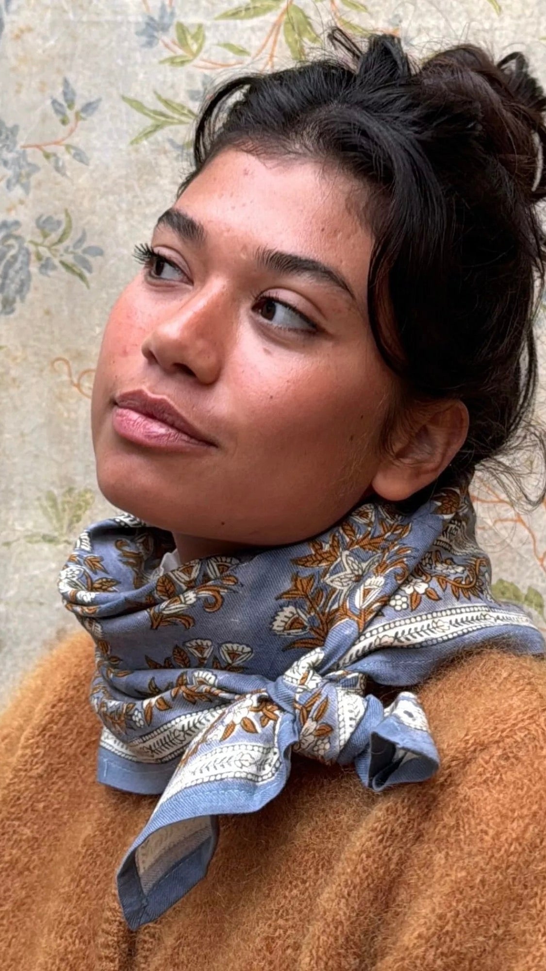 FOULARD IMPRIME EN COTON CIEL  BELLEMME JASMINE