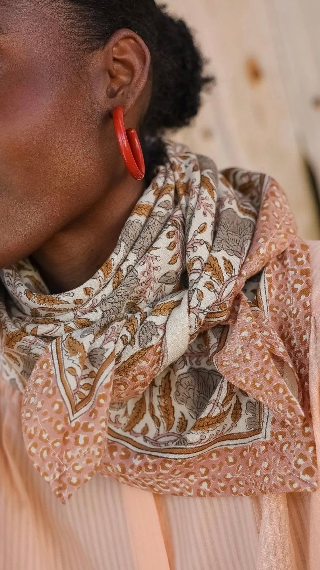 FOULARD IMPRIME BEIGE FLORAL 100% COTON BELLEMME JAVA BEIGE