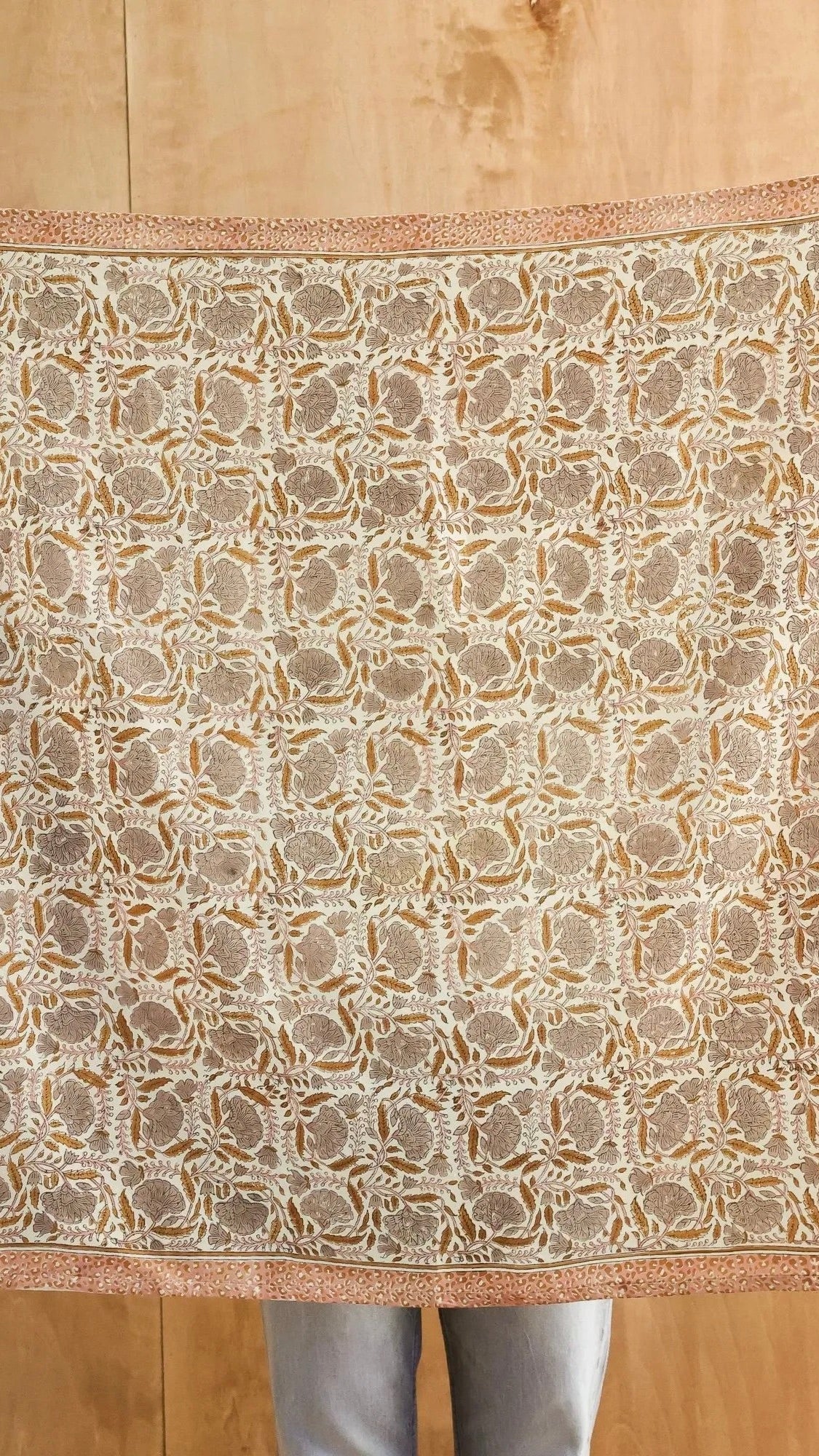 FOULARD IMPRIME BEIGE FLORAL 100% COTON BELLEMME JAVA BEIGE