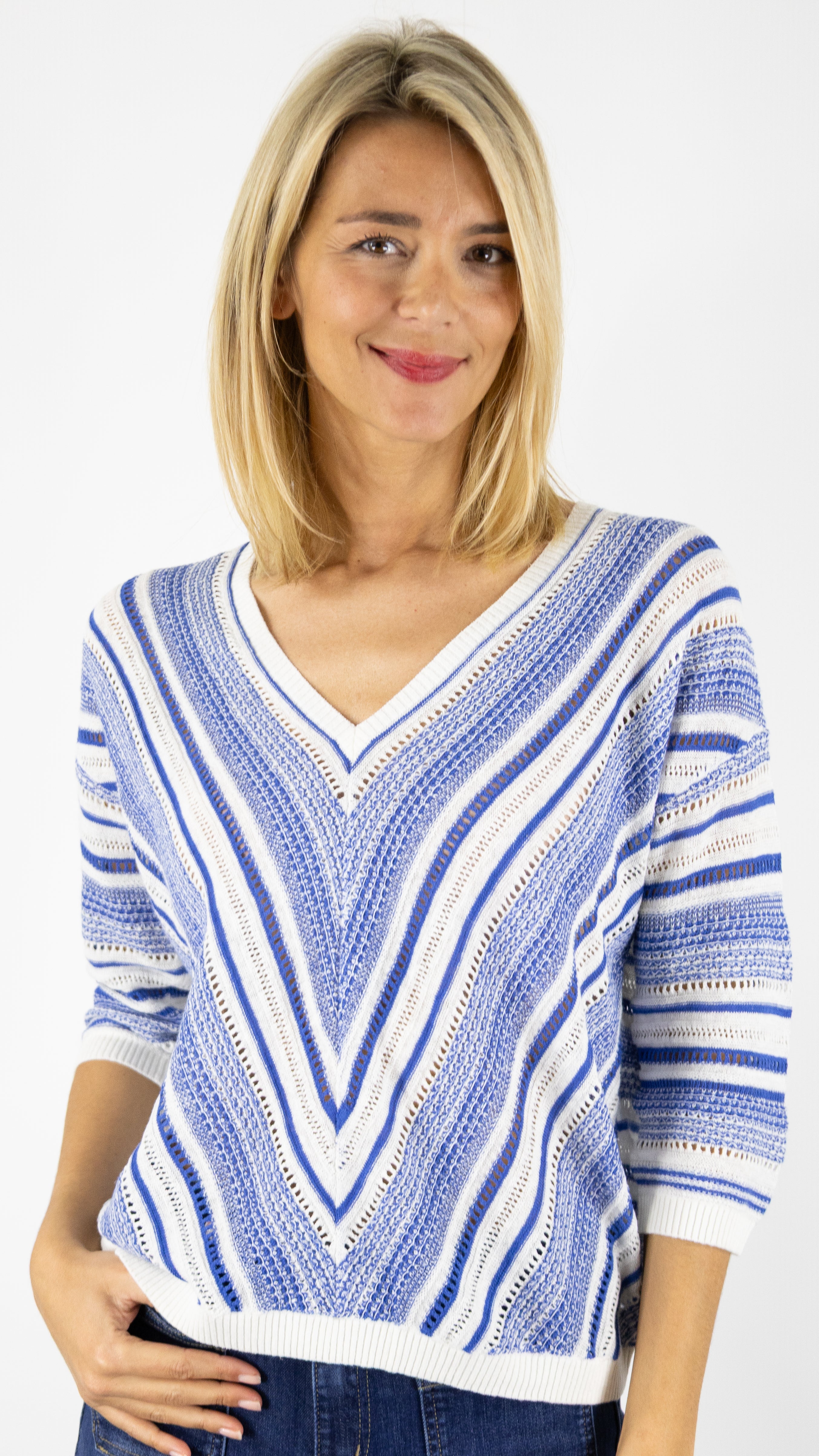 PULL EN CROCHET BLEU OCEAN COL V GERARD DAREL JOCELYN DBU72/B219