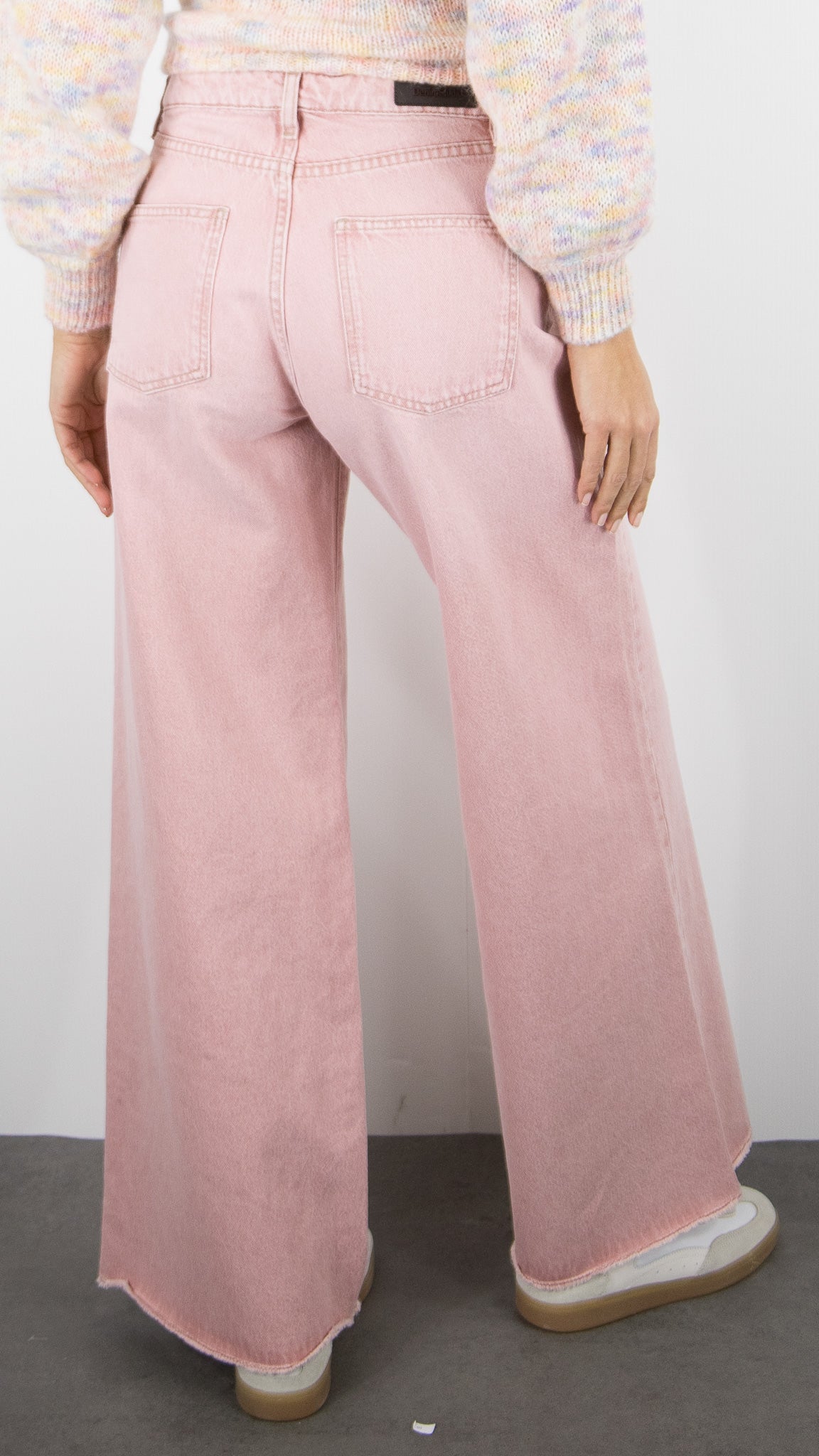 JEANS LARGE ROSE BUVARD POUR FEMME DENIM STUDIO JUDE FLAMINGO