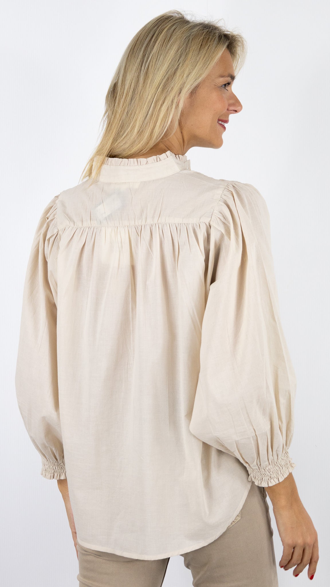 BLOUSE VOLANTEE EN COTON LUK AP L1026#COLOR_BEIGE