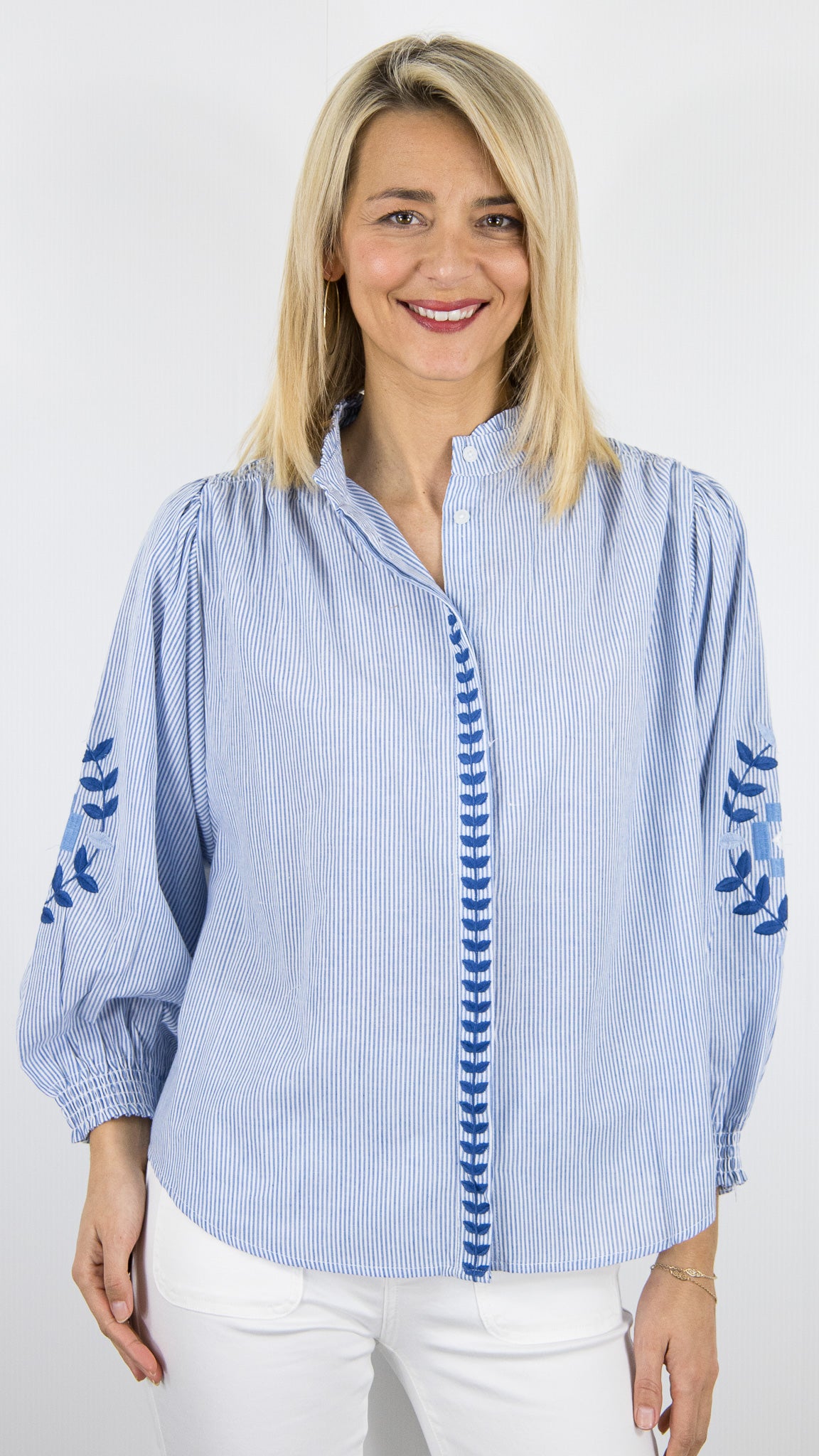 CHEMISE RAYEE BRODEE BLEUE LUK AP L1167 