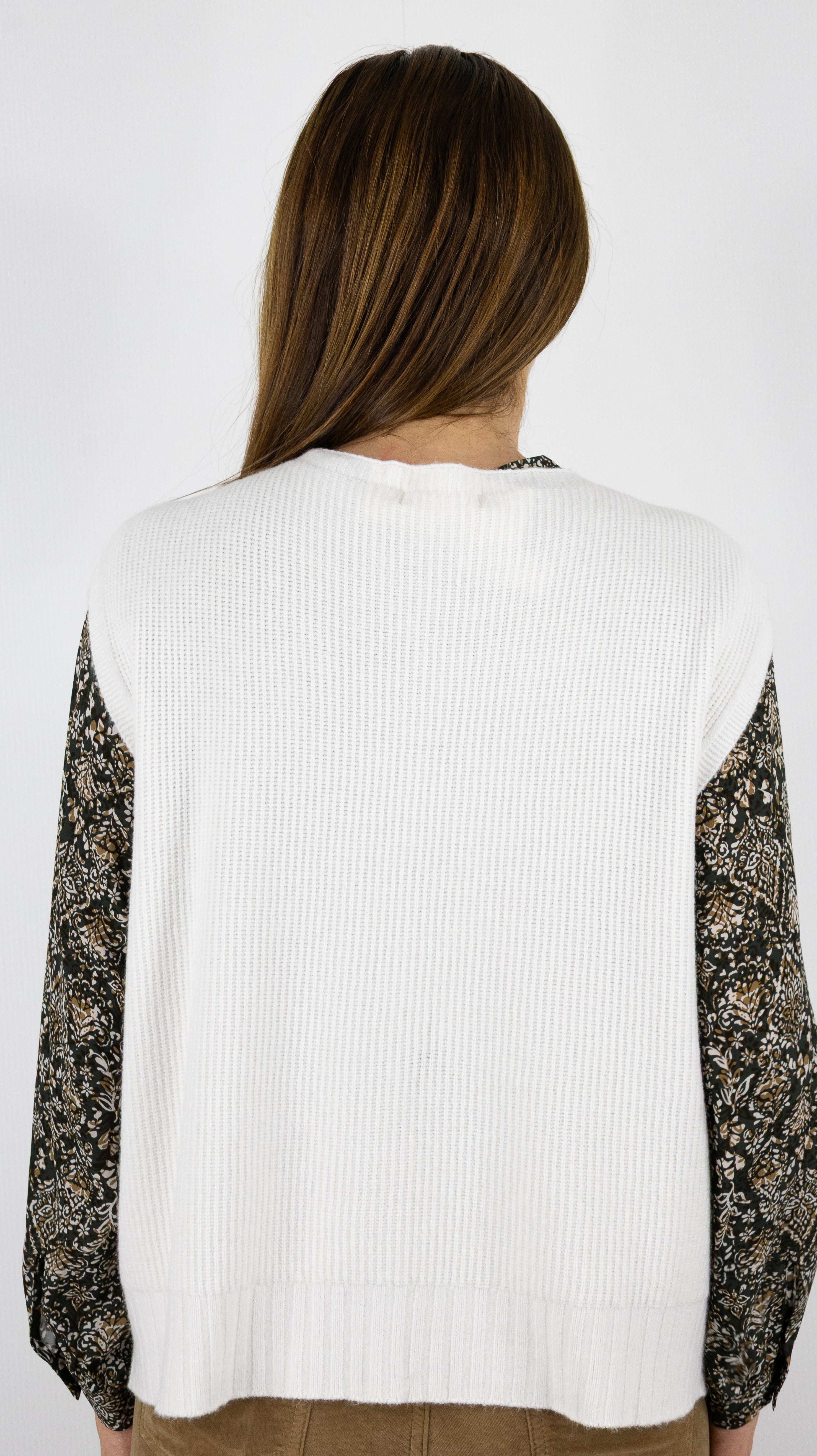 GILET LONG BOUTONNE SANS MANCHES ALEXANDRE LAURENT L8426#COLOR_ECRU