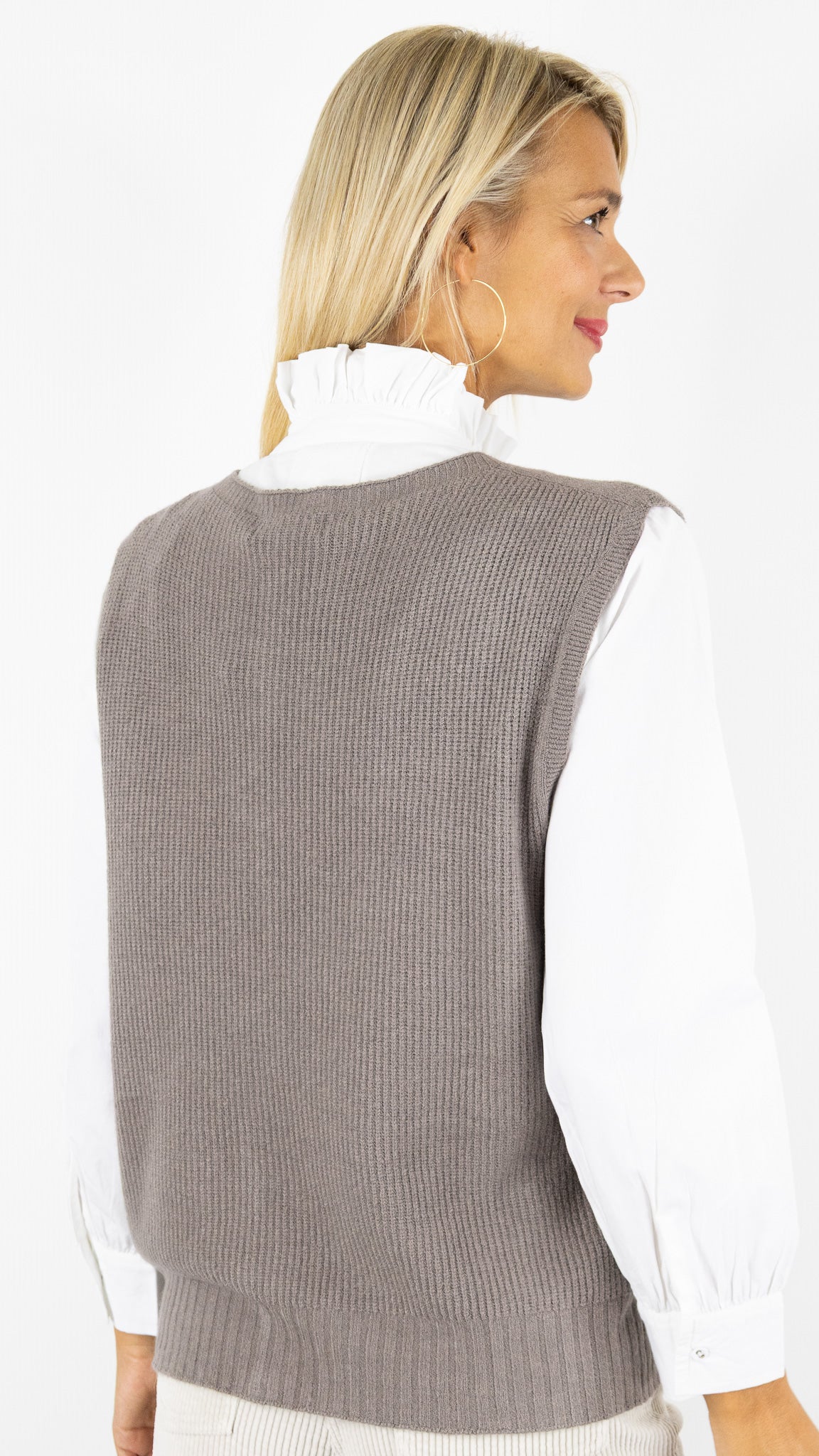 GILET LONG BOUTONNE SANS MANCHES ALEXANDRE LAURENT L8426#COLOR_TORTORA/TAUPE