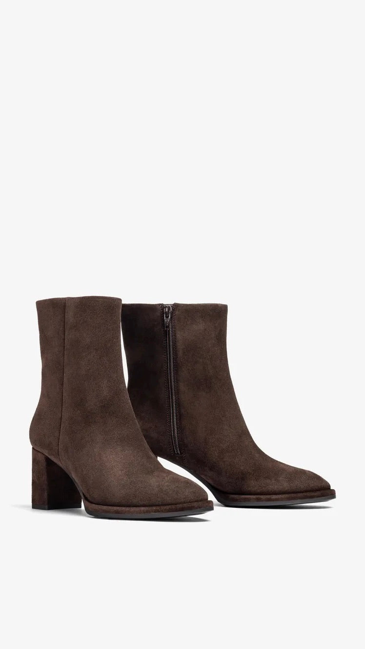 BOOTS A TALONS EN DAIM MARRON UNISA LEBIT_BS