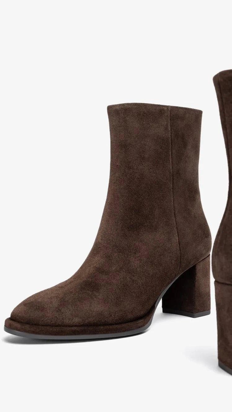 BOOTS A TALONS EN DAIM MARRON UNISA LEBIT_BS