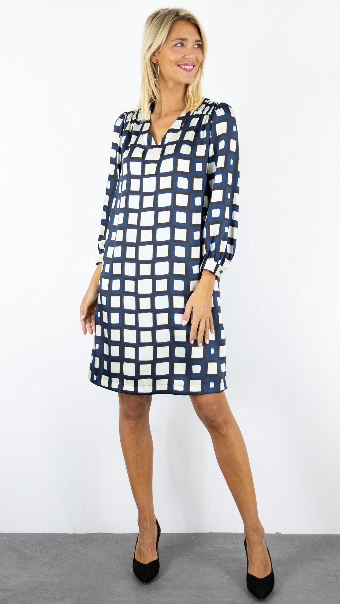 ROBE IMPRIMEE A CARREAUX MARINE NOIR POUR FEMME ROBE HABILLEE CEREMONIE GERARD DAREL LEONIE DCR18 C181