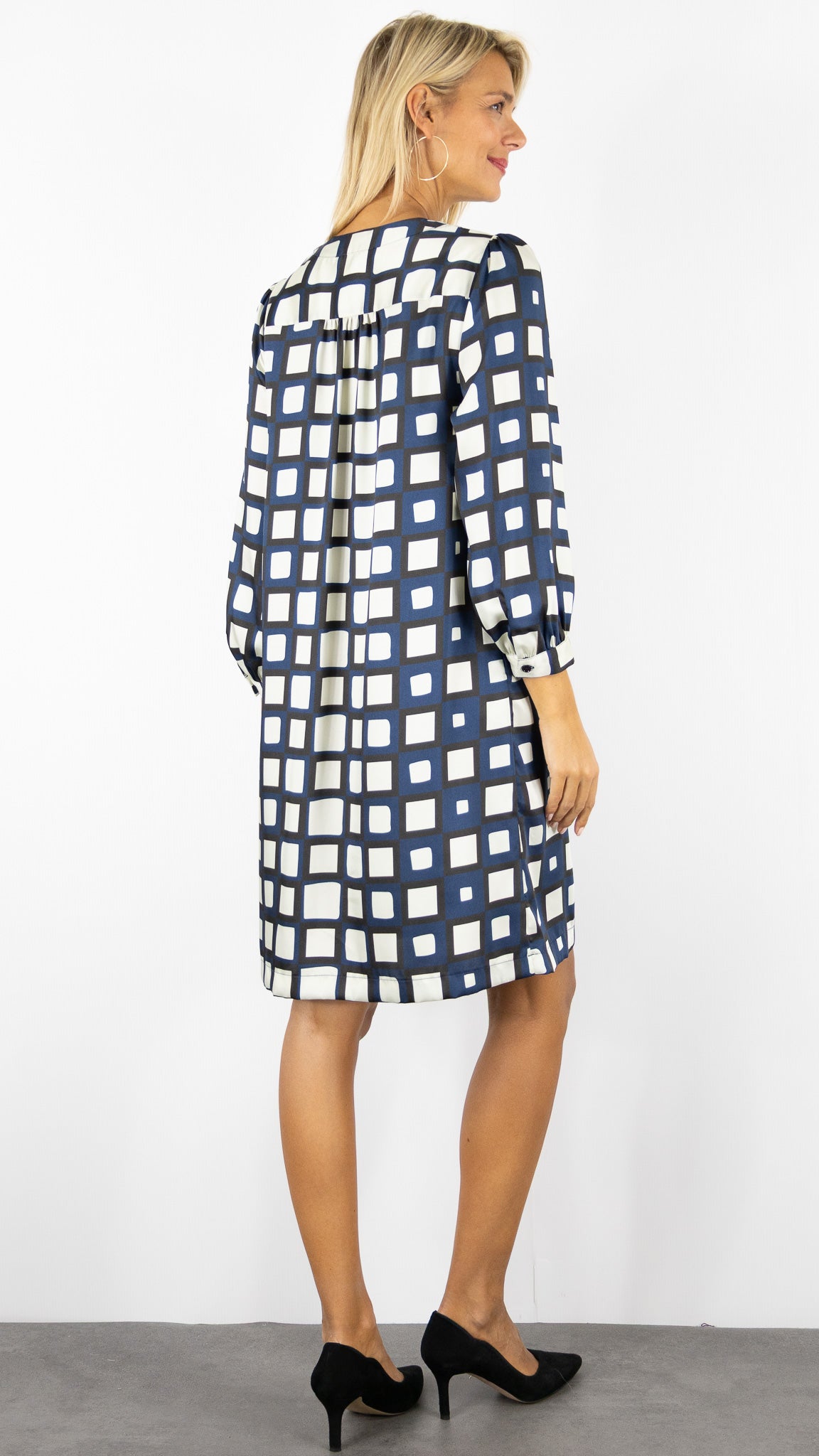 ROBE IMPRIMEE A CARREAUX MARINE NOIR POUR FEMME ROBE HABILLEE CEREMONIE GERARD DAREL LEONIE DCR18 C181