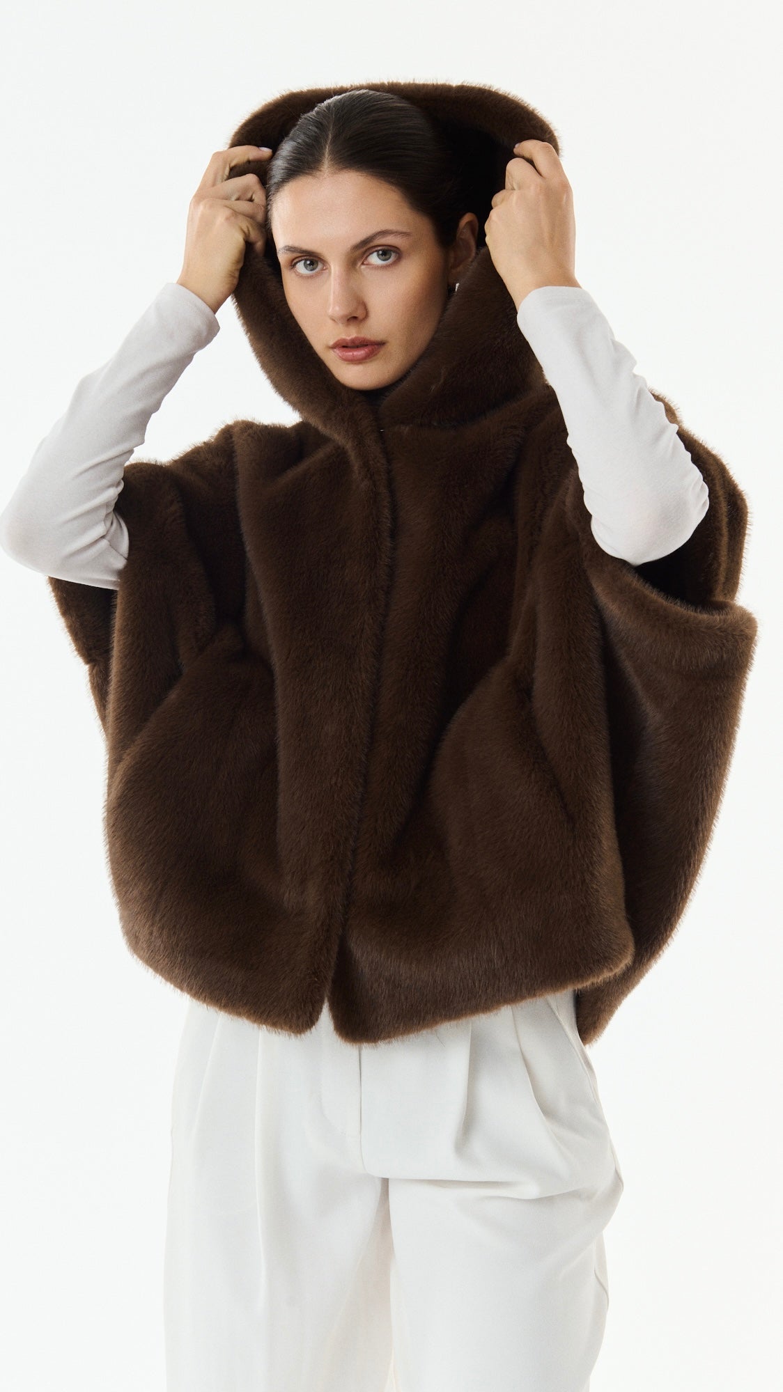 CAPE EN FAUSSE FOURRURE A CAPUCHE POUR FEMME GIOVANNI LEONIE#COLOR_MARRON
