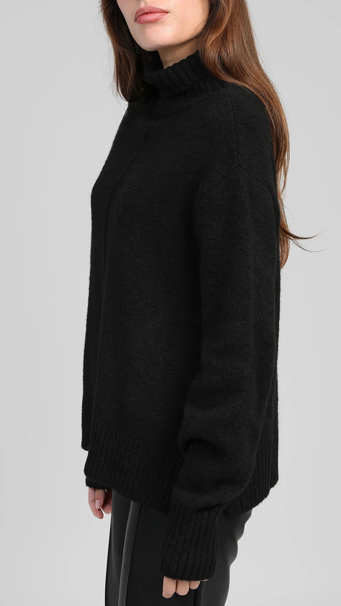 PULL AMPLE COL ROULE ECRU AN'GE LIPY#COLOR_NOIR