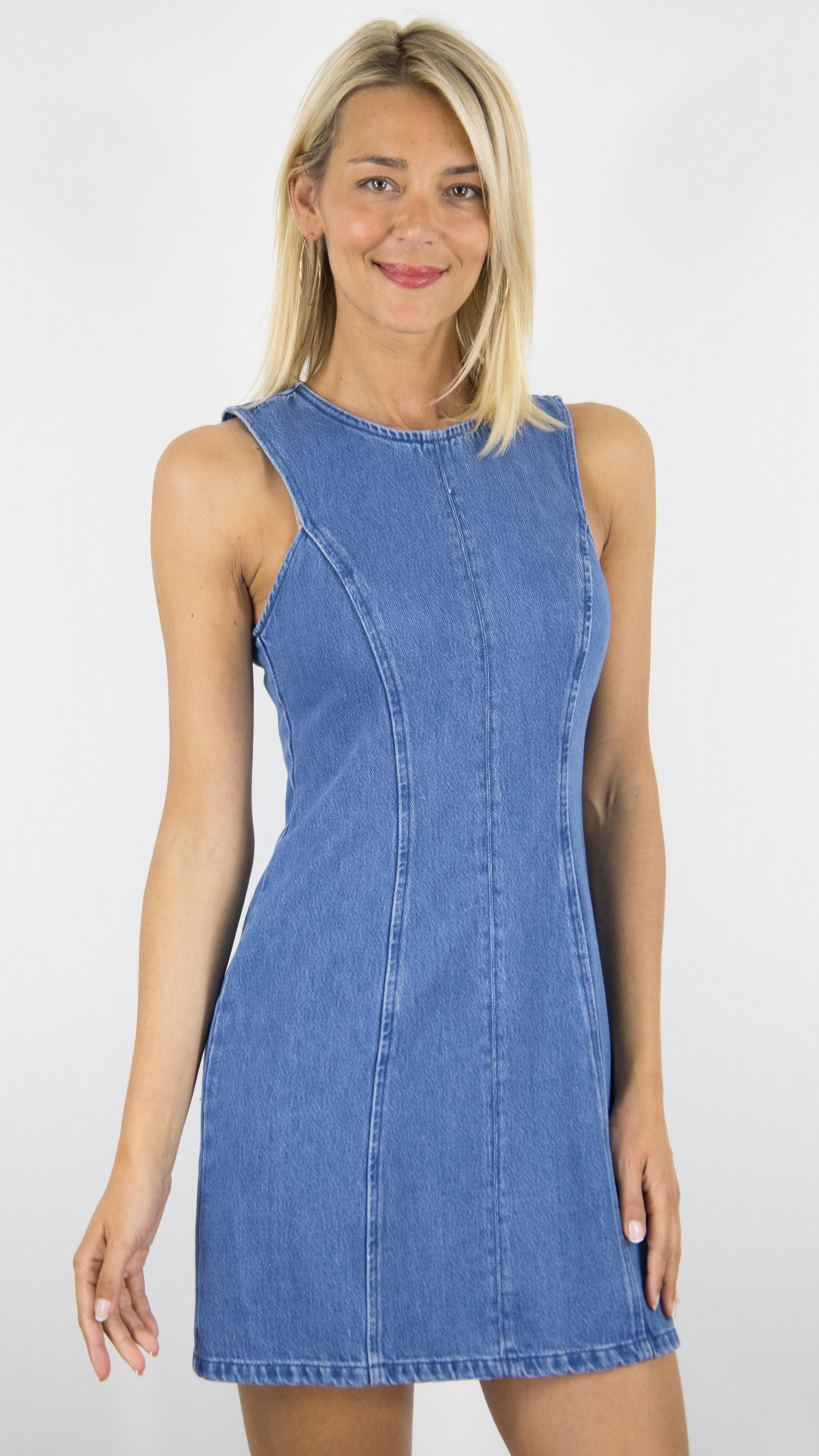 ROBE COURTES DES PETITS HAUTS EN JEAN COL ROND SANS MANCHES AJUSTÉE STONE