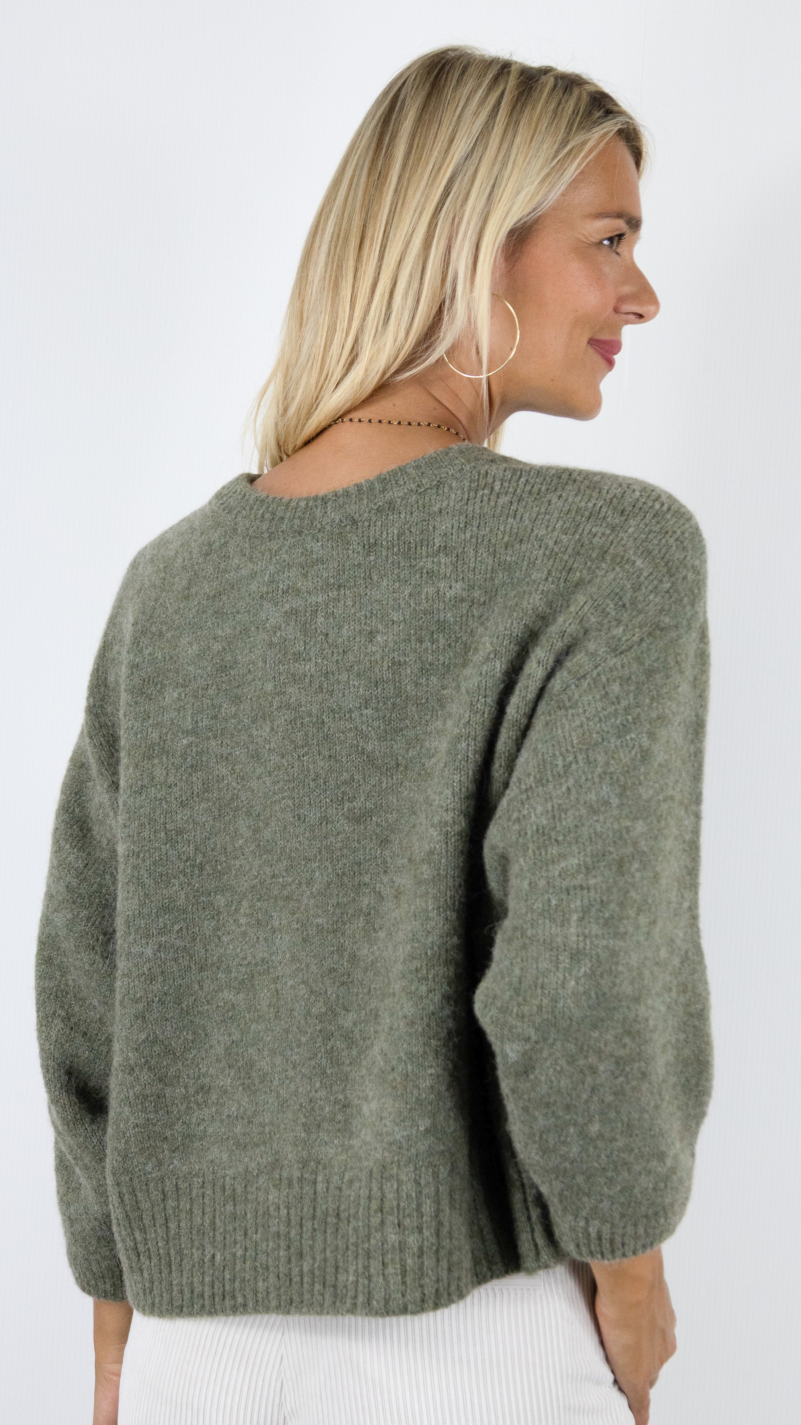 PULL AMPLE COL ROND MAILLE EPAISSE POUR FEMME AMERICAN VINTAGE EAST#COLOR_LEZARD CHINE KAKI 