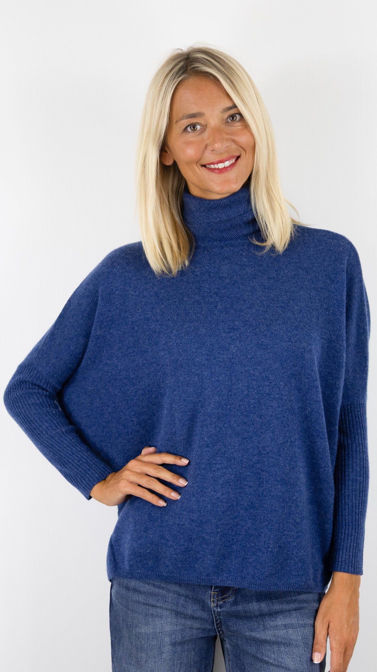 PULL AMPLE COL ROULE EN CACHEMIRE POUR FEMME NOT SHY MARGARETH#COLOR_ENCRE/INDIGO