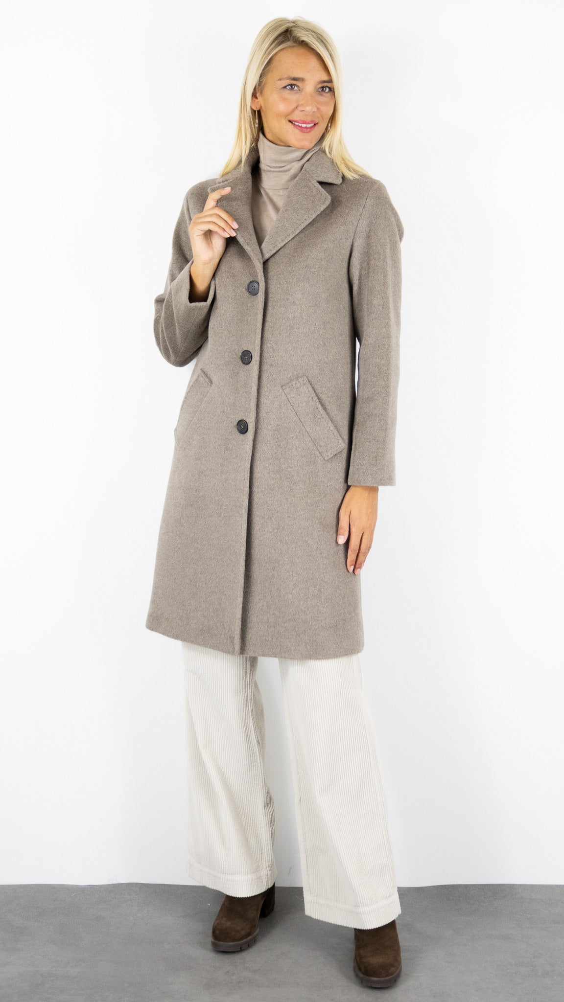 MANTEAU DROIT COL TAILLEUR EN ANGORA TAUPE GERARD DAREL MEGANE