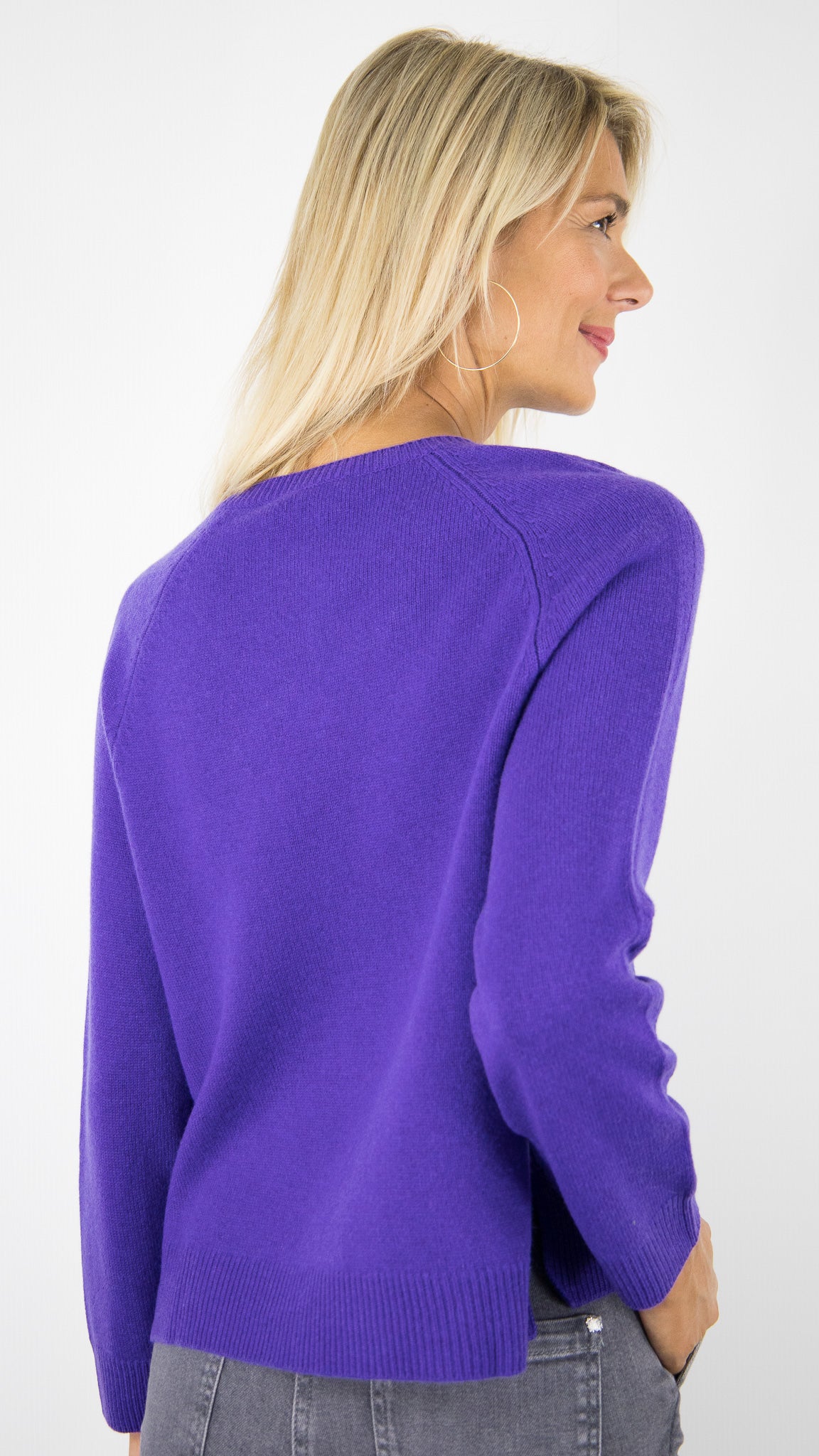 PULL V DROIT FEMME EN LAINE MAUD ET SACHA MJF027W #COLOR_24121/PURPLE VIOLET