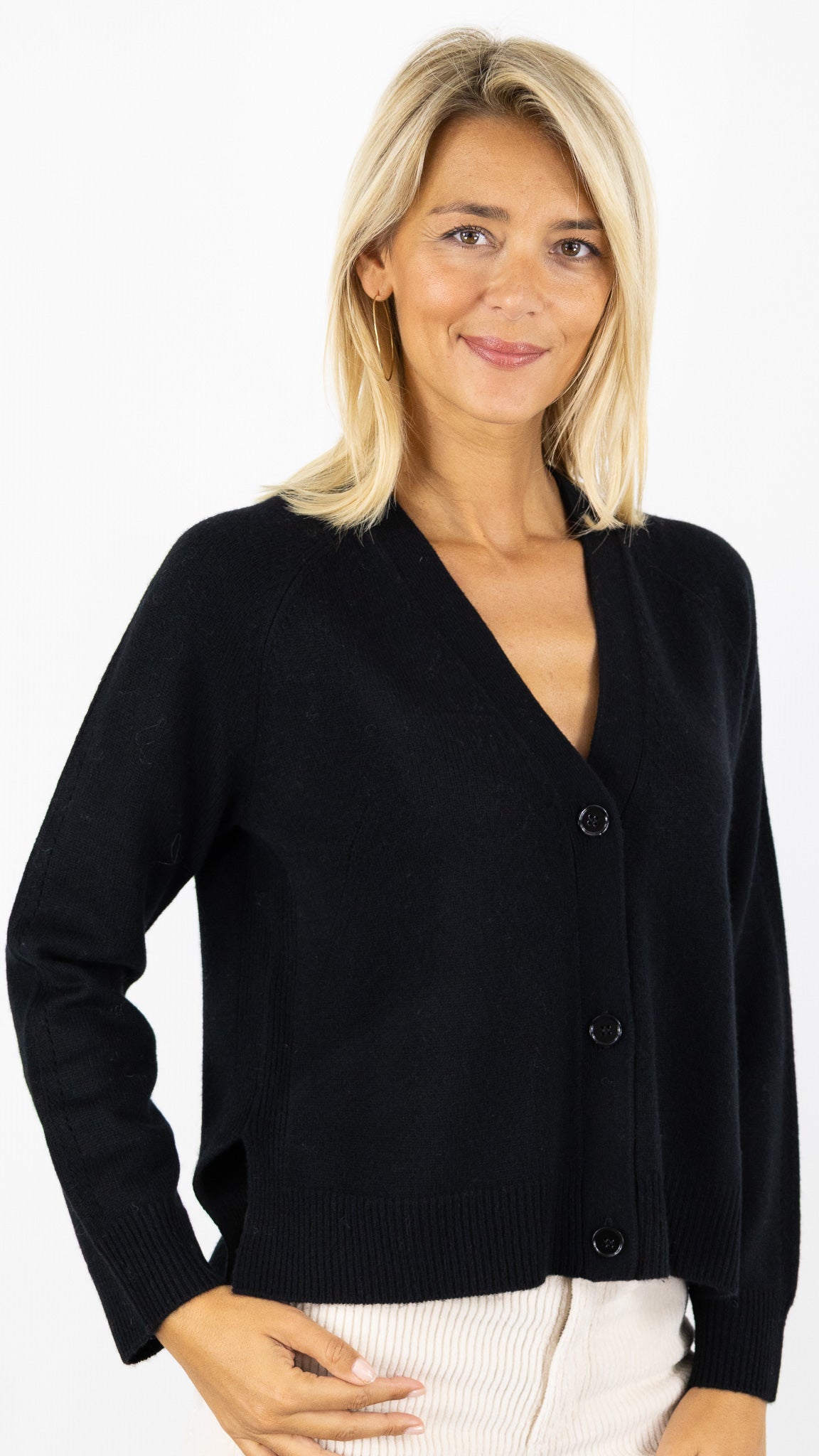 GILET V EN LAINE POUR FEMME MAUD ET SACHA MJF041W #COLOR_21060/BLACK