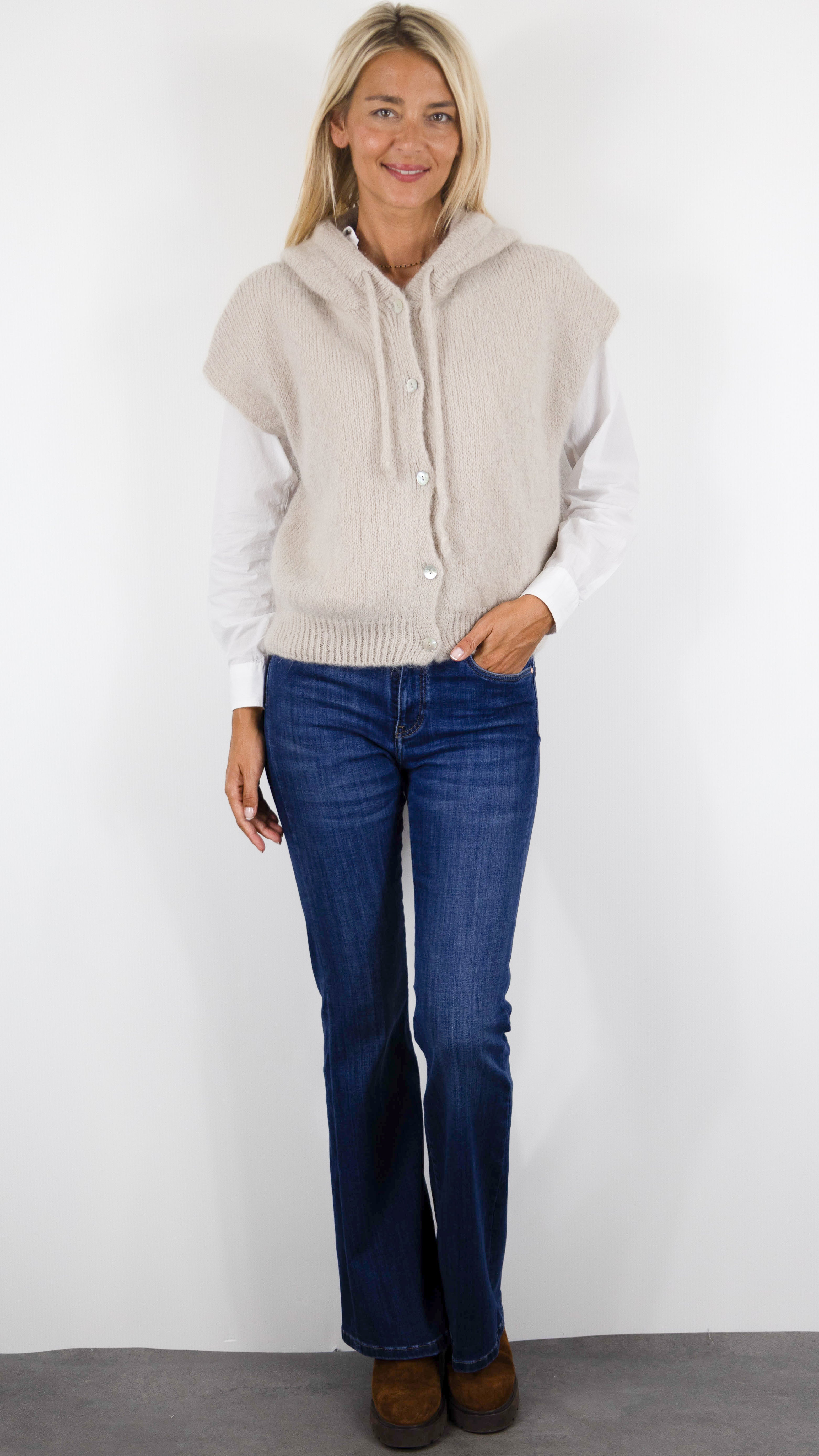 GILET SANS MANCHES A CAPUCHE POUR FEMME MN7743 NAIS#COLOR_BEIGE