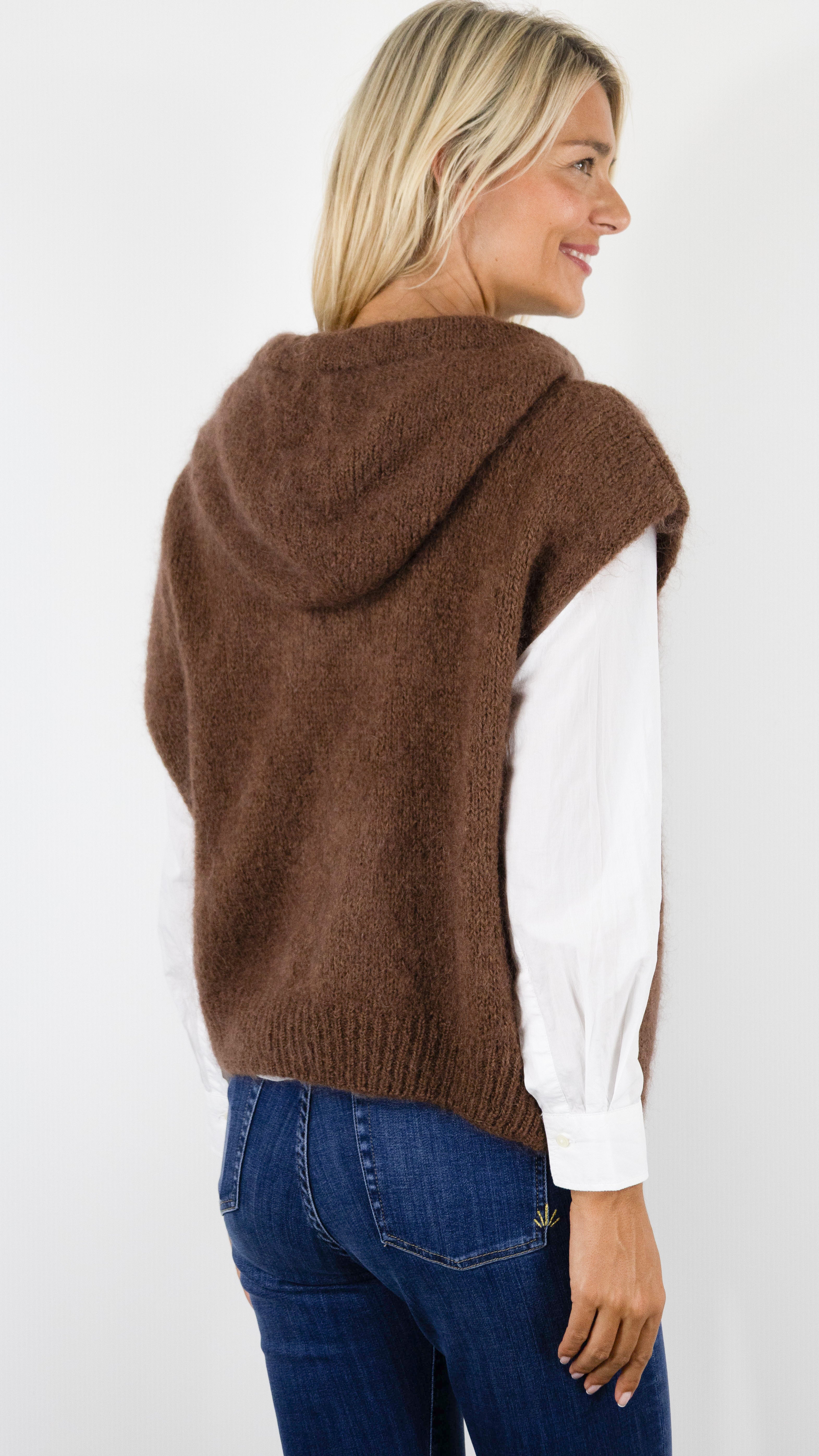GILET SANS MANCHES A CAPUCHE POUR FEMME MN7743 NAIS#COLOR_CHOCO