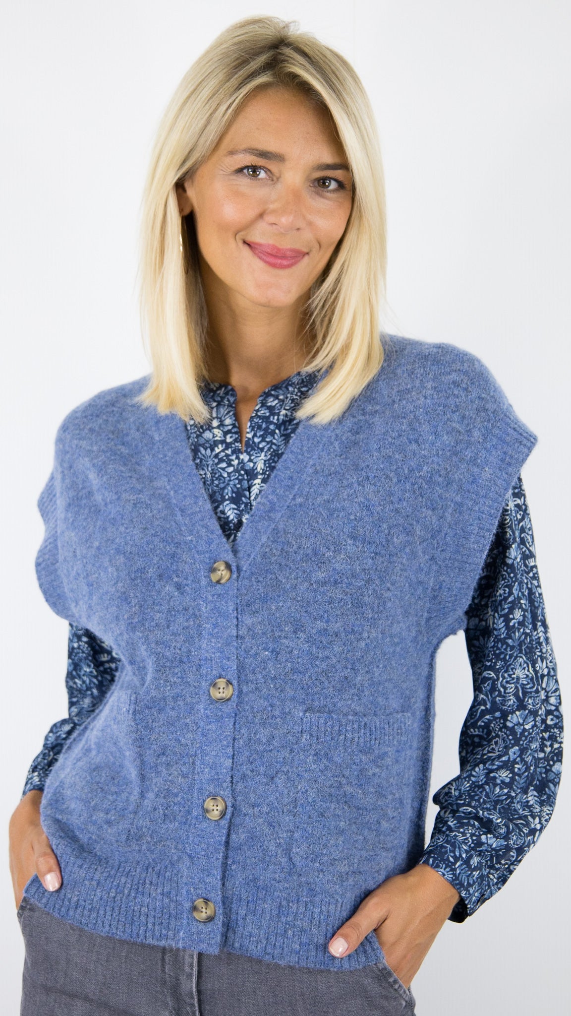 GILET V SANS MANCHES MAILLE CHINEE DENIM FEMME  HARTFORD MOLKY