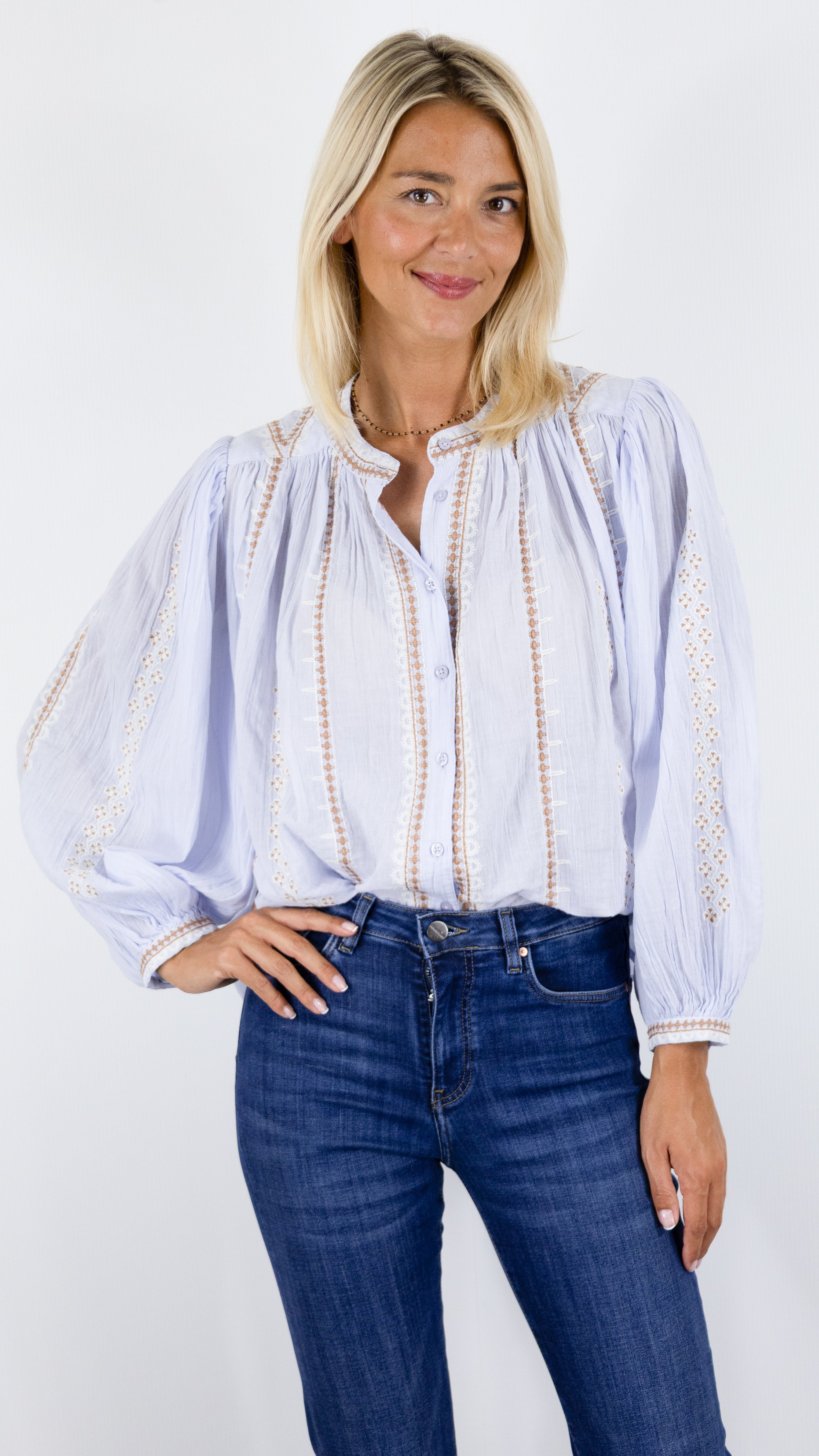 BLOUSE TUNISIENNE AMPLE BRODEE EN COTON POUR FEMME BA&SH MONA#COLOR_CIEL
