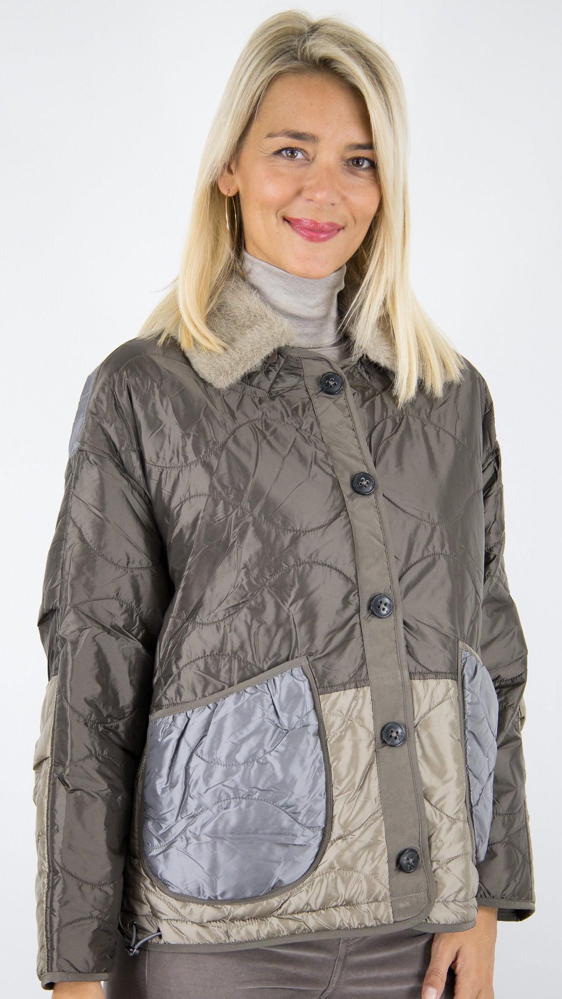 VESTE MATELASSEE REVERSIBLE AVEC COL FOURRURE AMOVIBLE POUR FEMME DARK TAUPE BLONDE N°8 MOORE