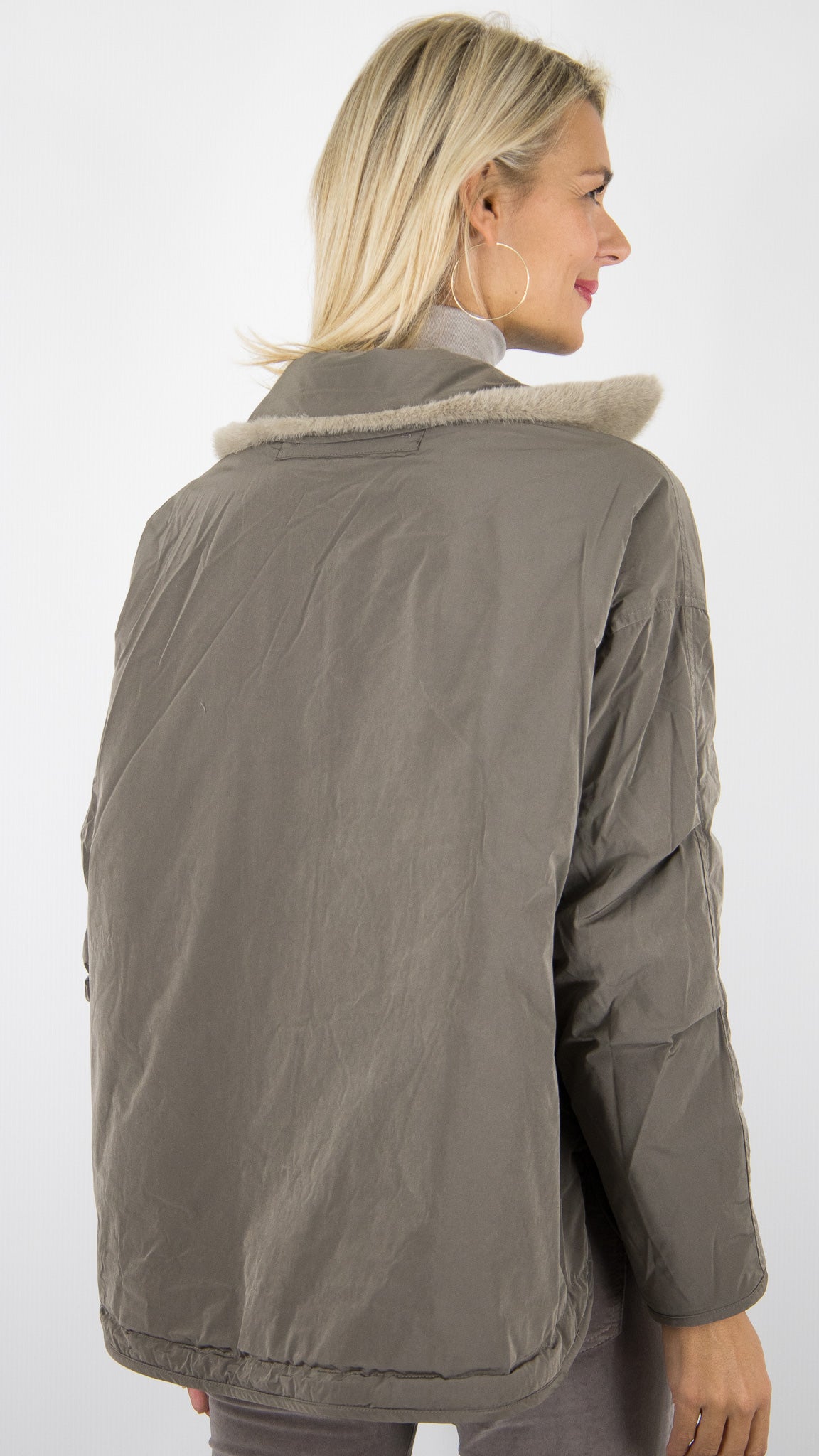 VESTE MATELASSEE REVERSIBLE AVEC COL FOURRURE AMOVIBLE POUR FEMME DARK TAUPE BLONDE N°8 MOORE