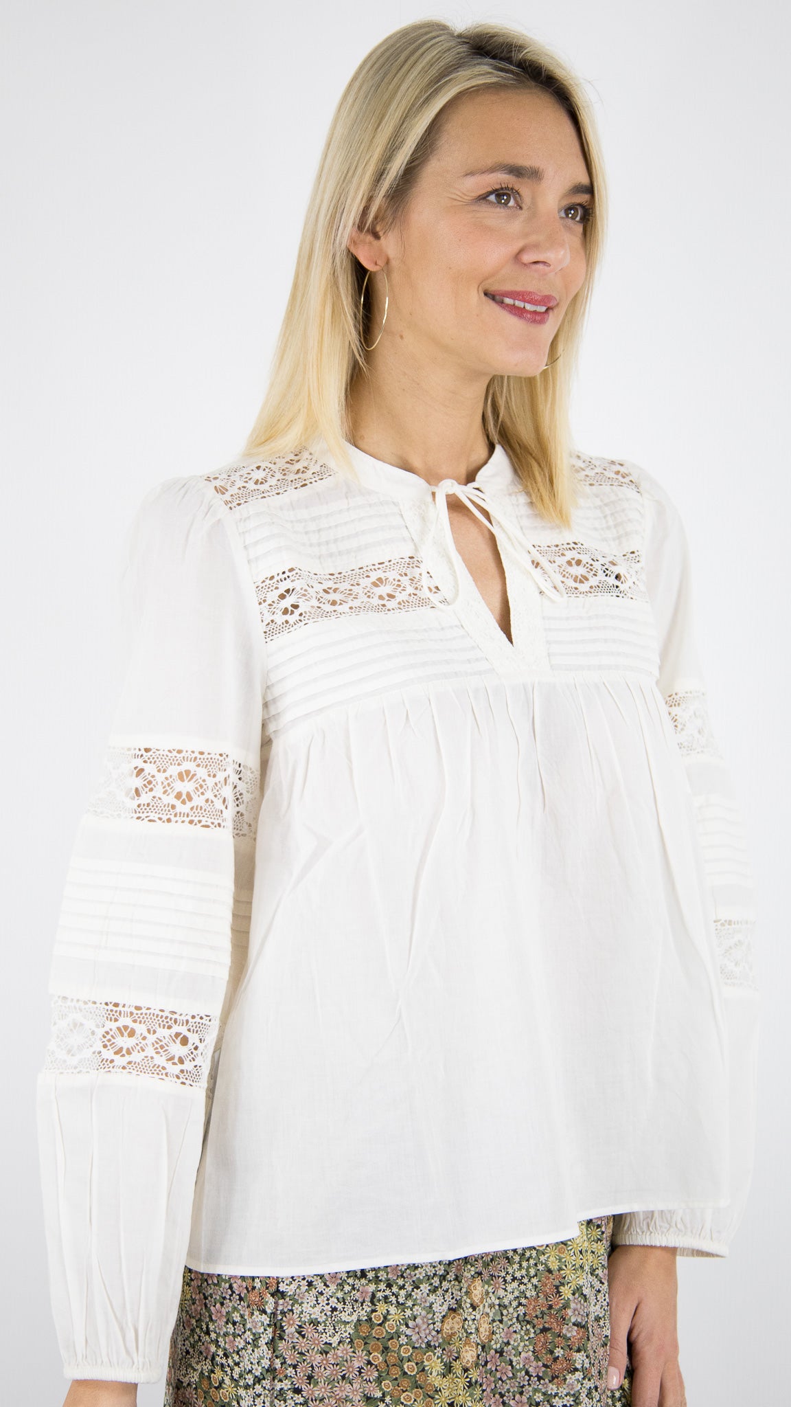 BLOUSE AMPLE EN DENTELLE 100% COTON BA&SH MIAMI#COLOR
_ECRU