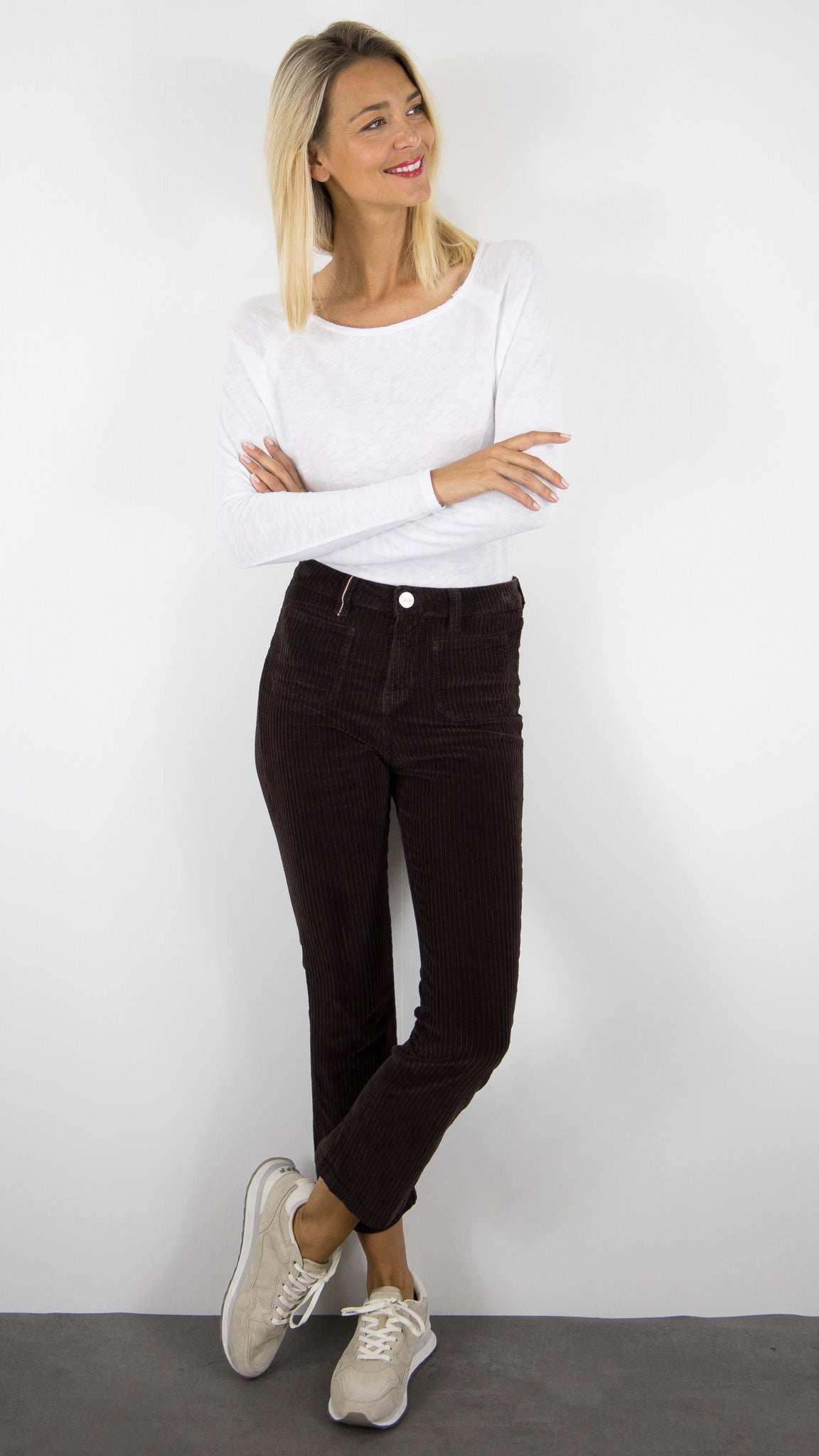 PANTALON EVASE 7/8 EN VELOURS COTELE POUR FEMME  ISLOW OLIVIA BIG CORD#COLOR_BRUN/CHOCO