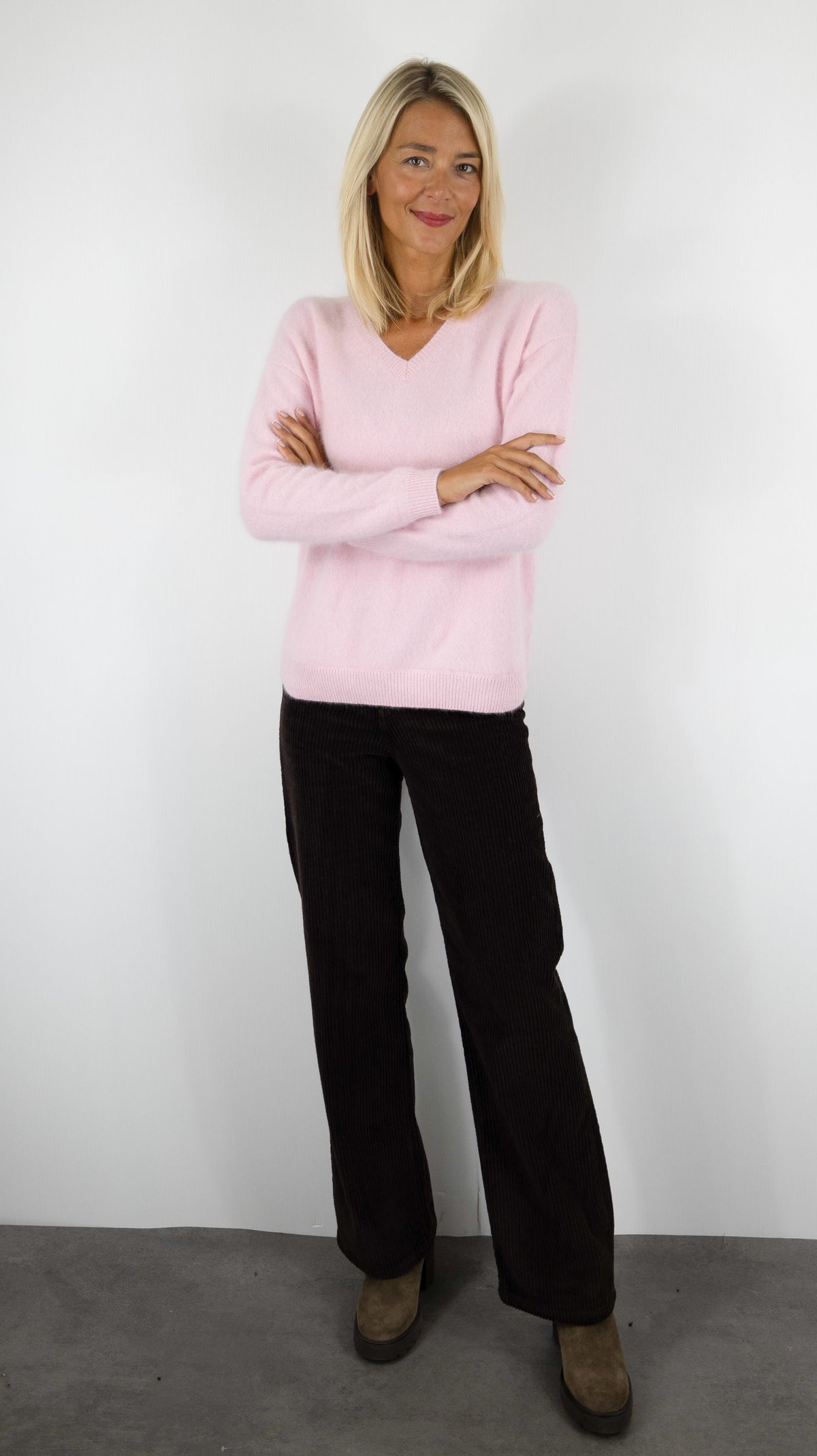 PULL COL V EN RACCOON ET ANGORA POUR FEMME ESTHEME WES2481HR-1#COLOR_56214/SAKURA ROSE