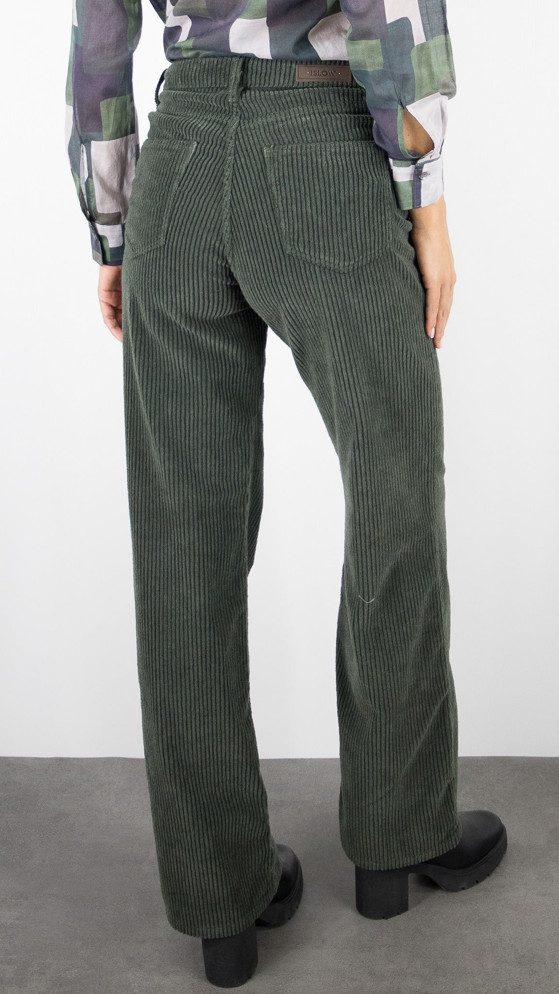 PANTALON LARGE VELOURS COTELE POUR FEMME ISLOW OSCAR CABLE CORD#COLOR_FEUILLE/VERT BOUTEILLE
