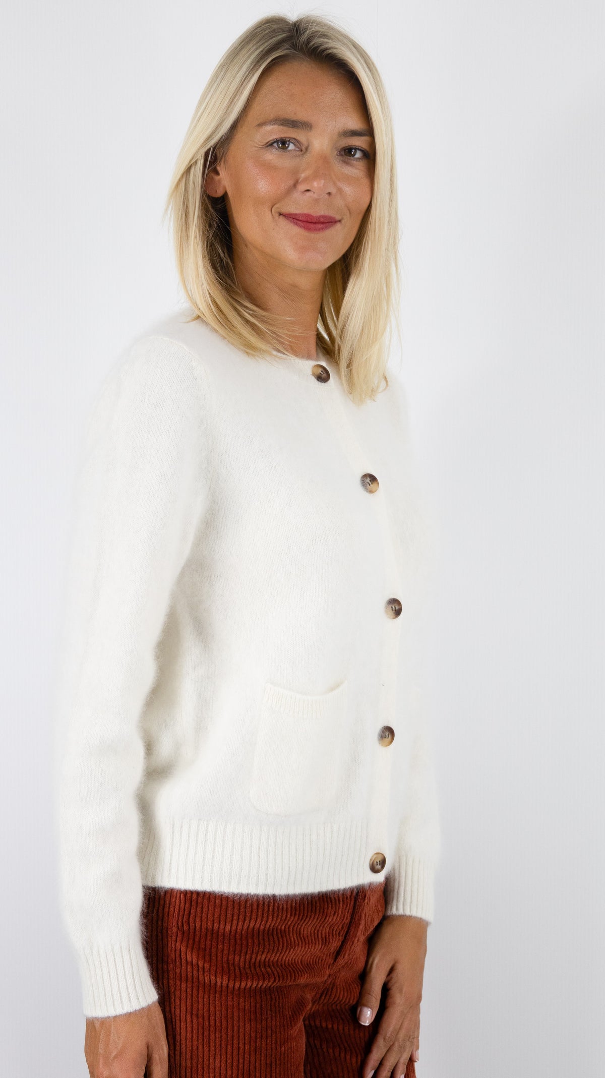 GILET CARDIGAN EN RACOON 2 POCHES POUR FEMME ESTHEME WES26A79R#COLOR_8322/ECRU
