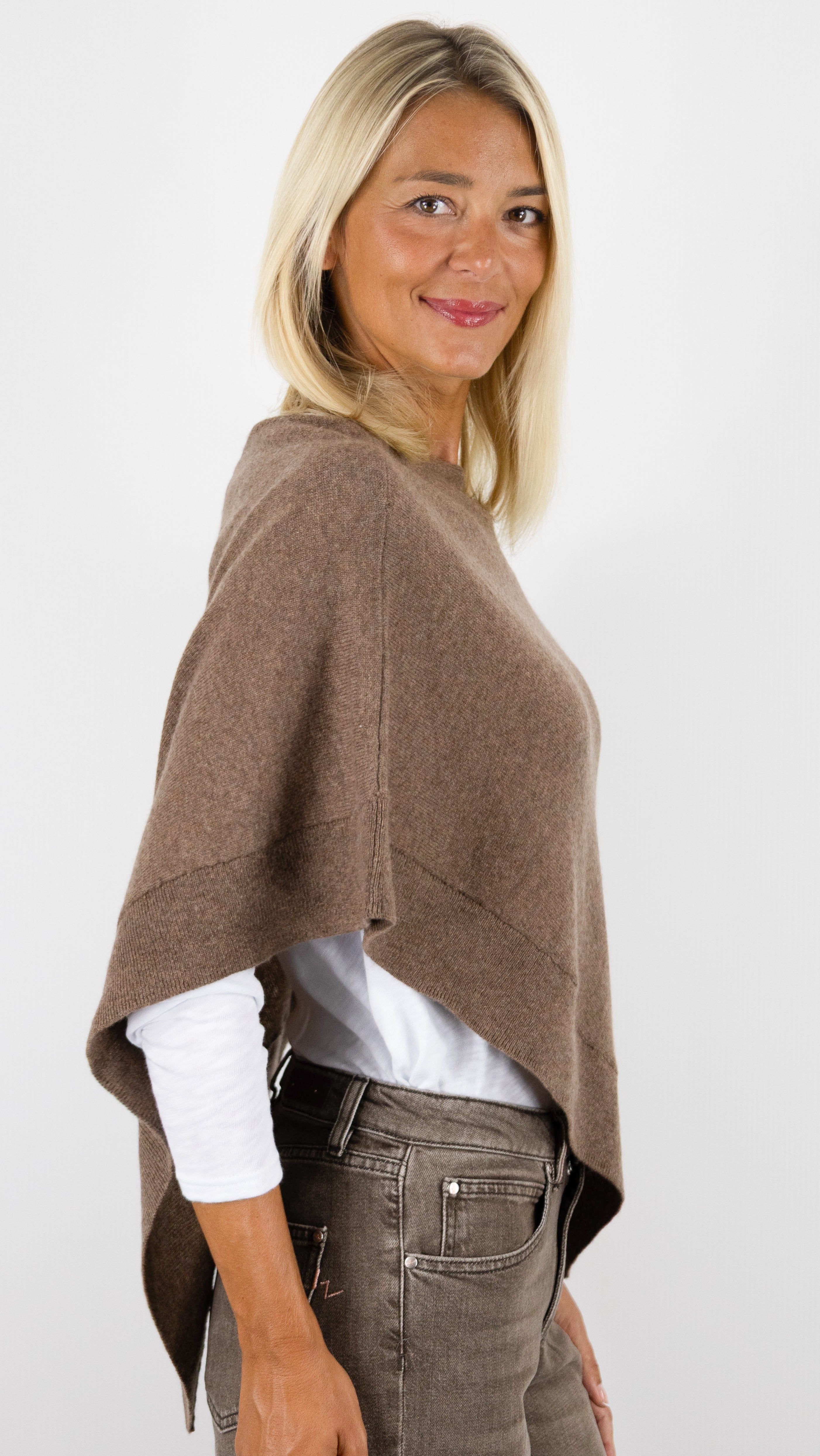 PONCHO CAPE EN CACHEMIRE CAFE AU LAIT NOT SHY AUGUSTE