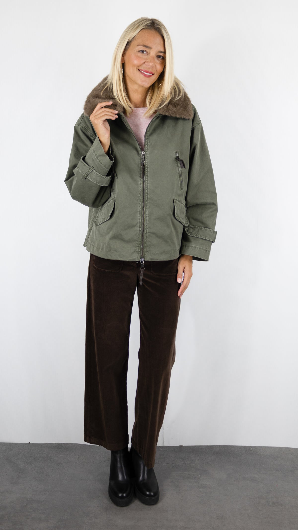 PARKA COURTE EVASEE FAUSSE FOURRURE BLONDE N°8 TYRA 2#COLOR_7259/KAKI