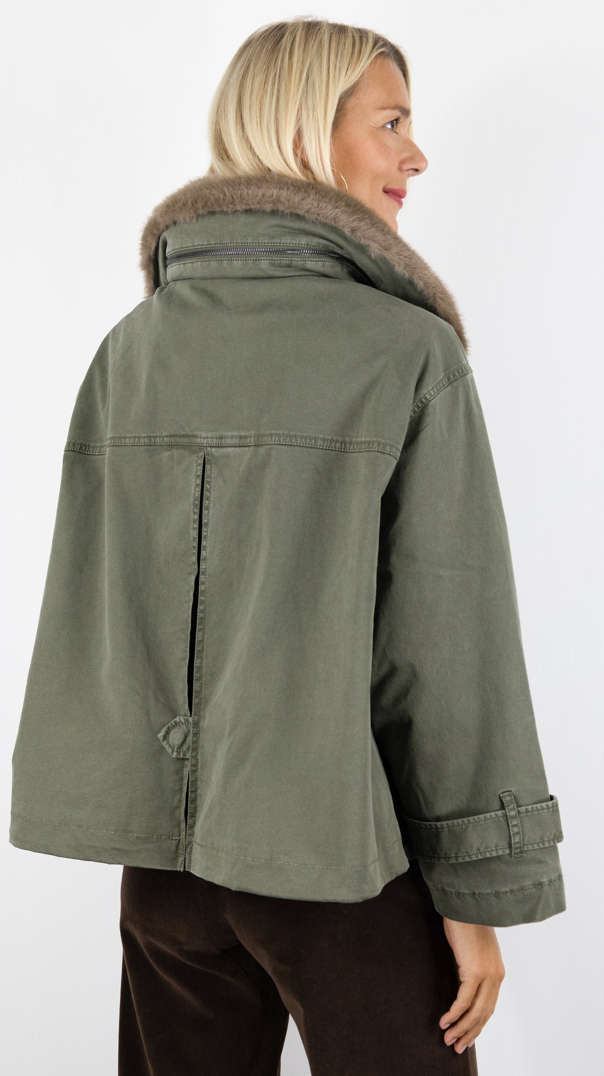 PARKA COURTE EVASEE FAUSSE FOURRURE BLONDE N°8 TYRA 2#COLOR_7259/KAKI