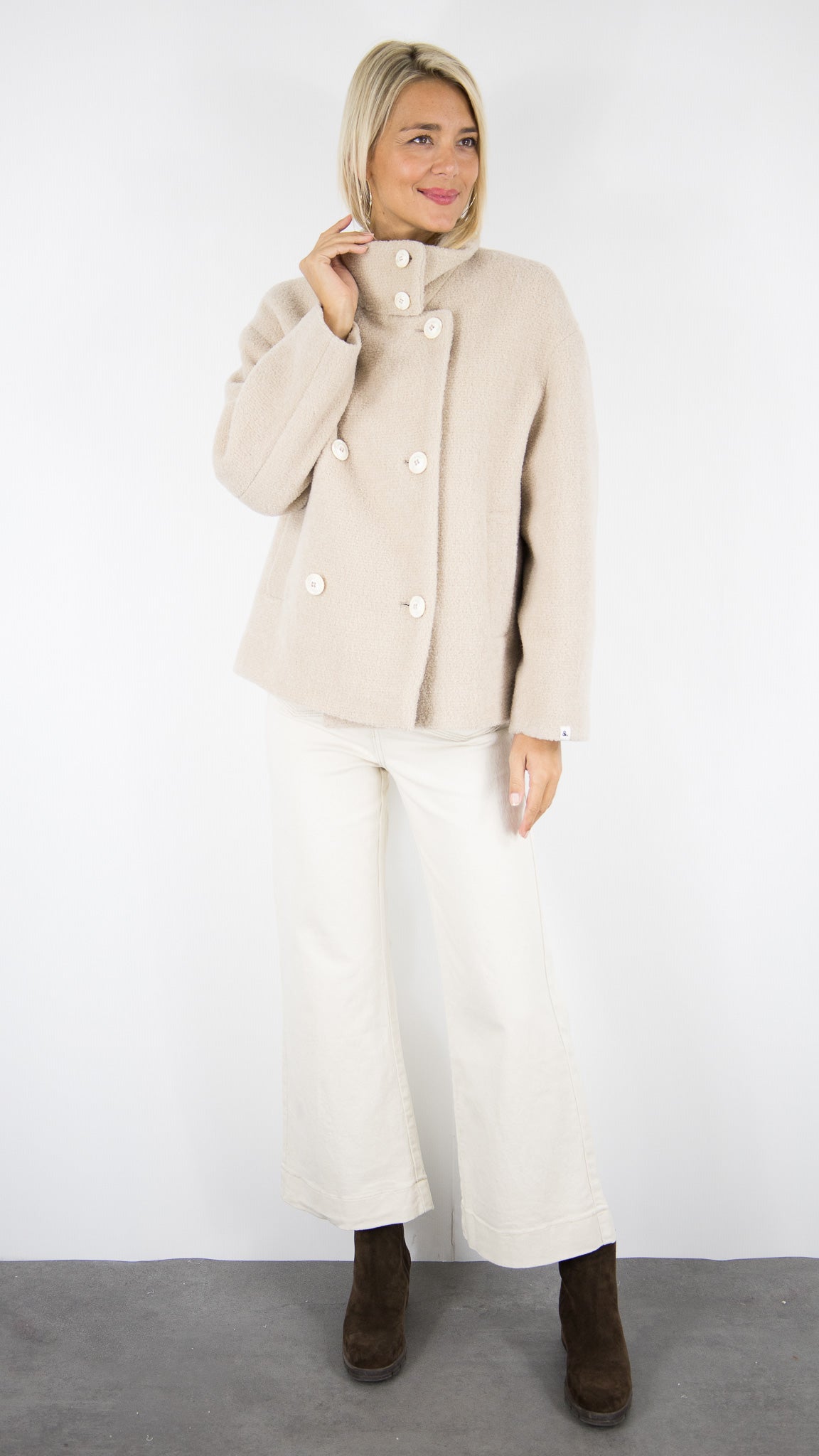 MANTEAU COURT CROISE GREIGE FEMME TRENCH AND COAT PLUMERIA TT AWLE