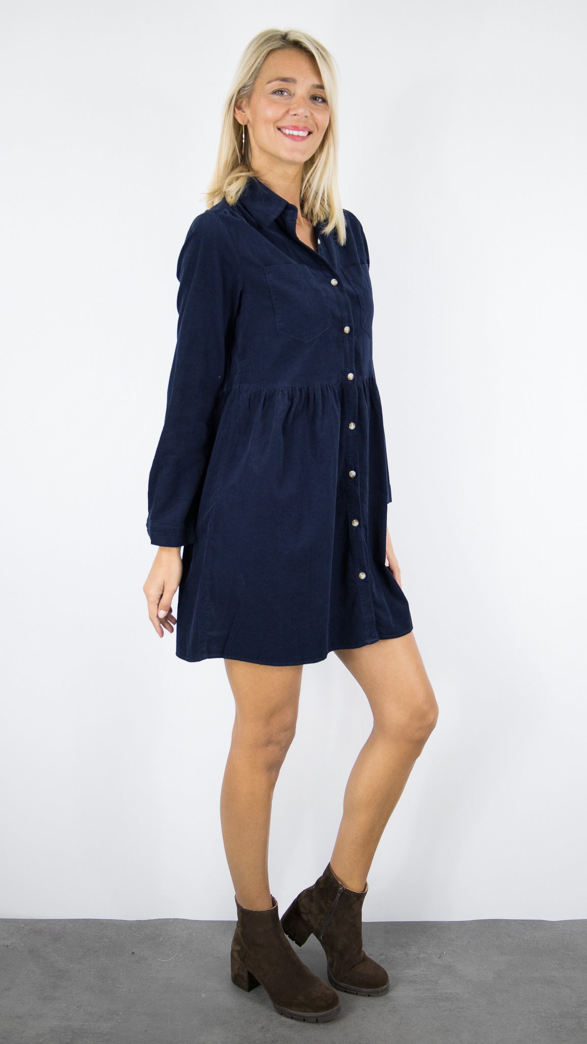 ROBE EVASEE EN VELOURS IN APRIL 1986 R5932#COLOR_MARINE