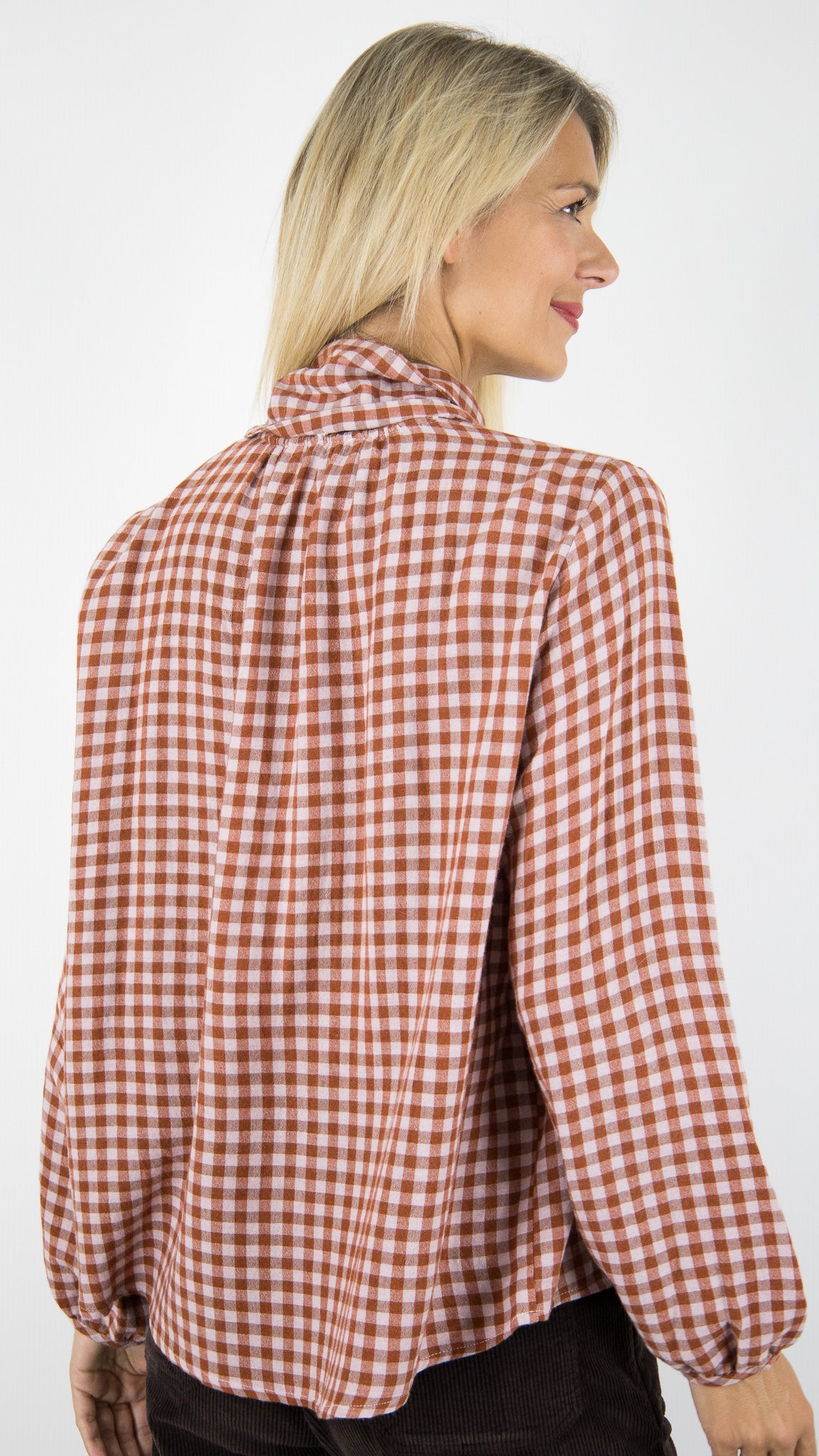 BLOUSE A CARREAUX COL LAVALLIERE CUIVRE DES PETITS HAUTS RAINBOW