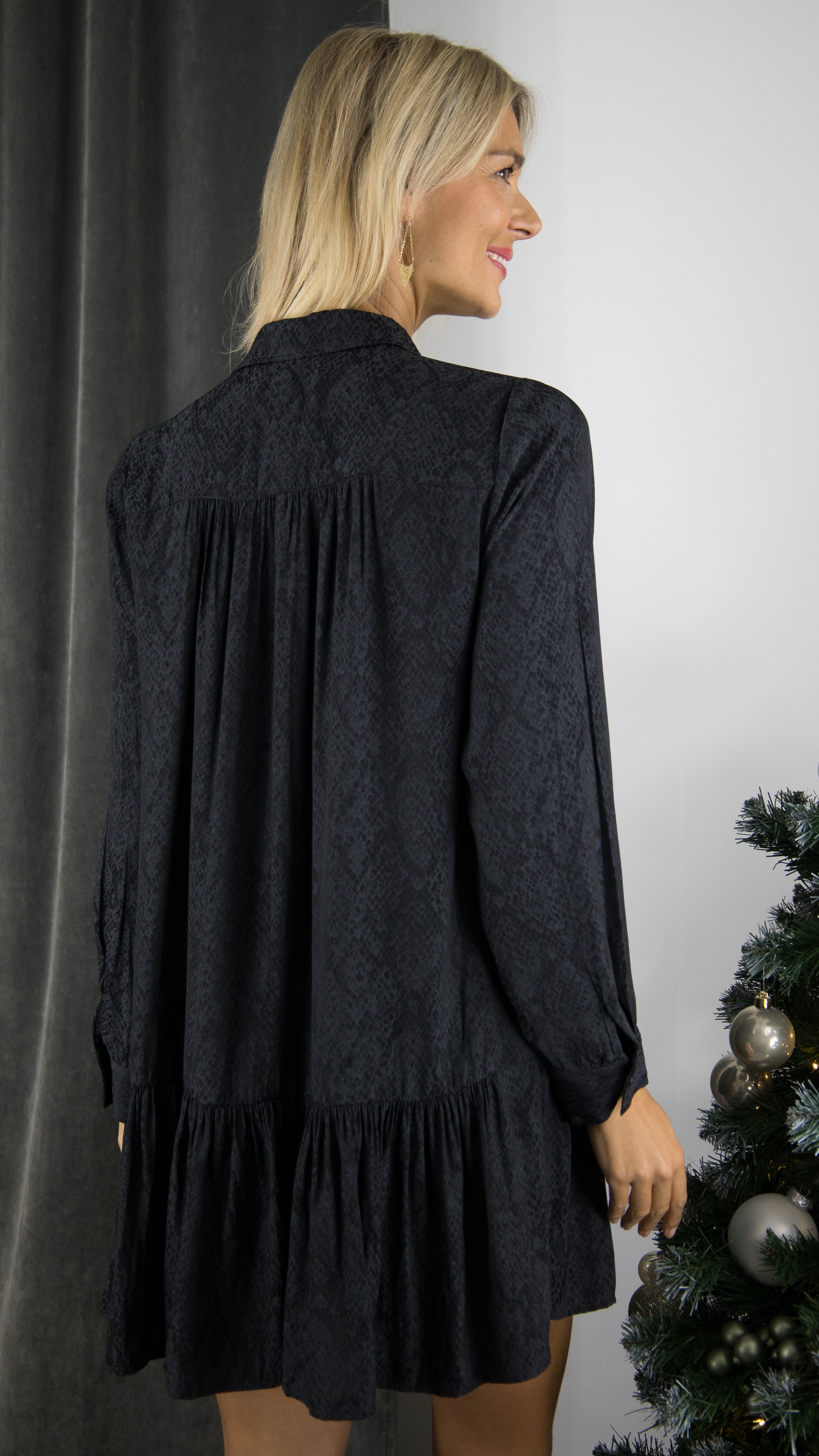 ROBE EVASEE VOLANTEE IMPRIME REPTILE NOIR BA&SH ROSYNA