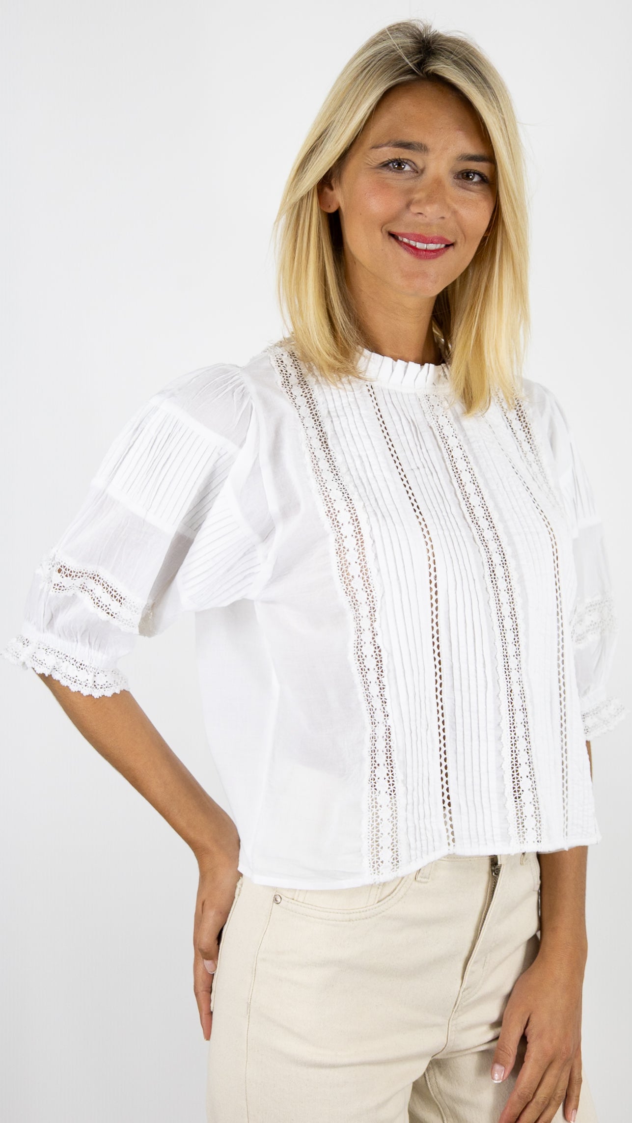 BLOUSE BRODEE MANCHES COURTES BLANCHE AN'GE SAMITOU 