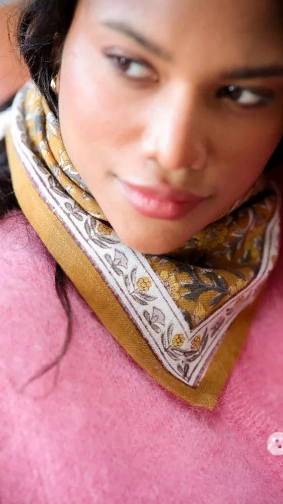 FOULARD IMPRIME FLEURI EN COTON BELLEMME SCARLETT#COLOR_GOLD