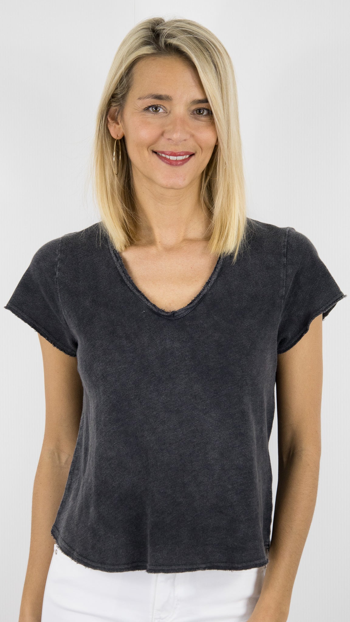 TEE-SHIRT MANCHES COURTES COL V EN COTON AMERICAN VINTAGE SONOMA#COLOR_NOIR