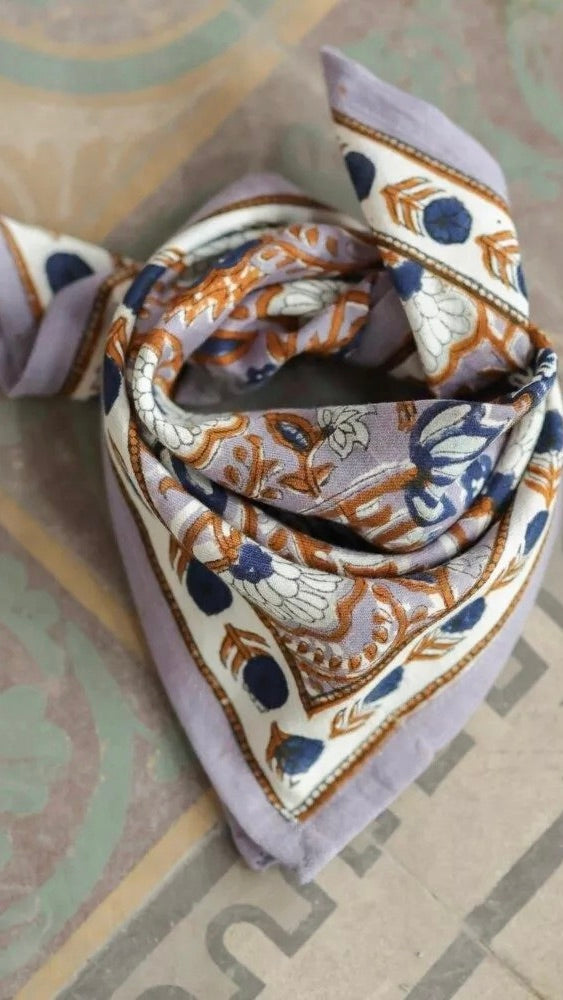FOULARD IMPRIME FLEURI 100% COTON BELLEMME TAJ PETIT FORMAT 