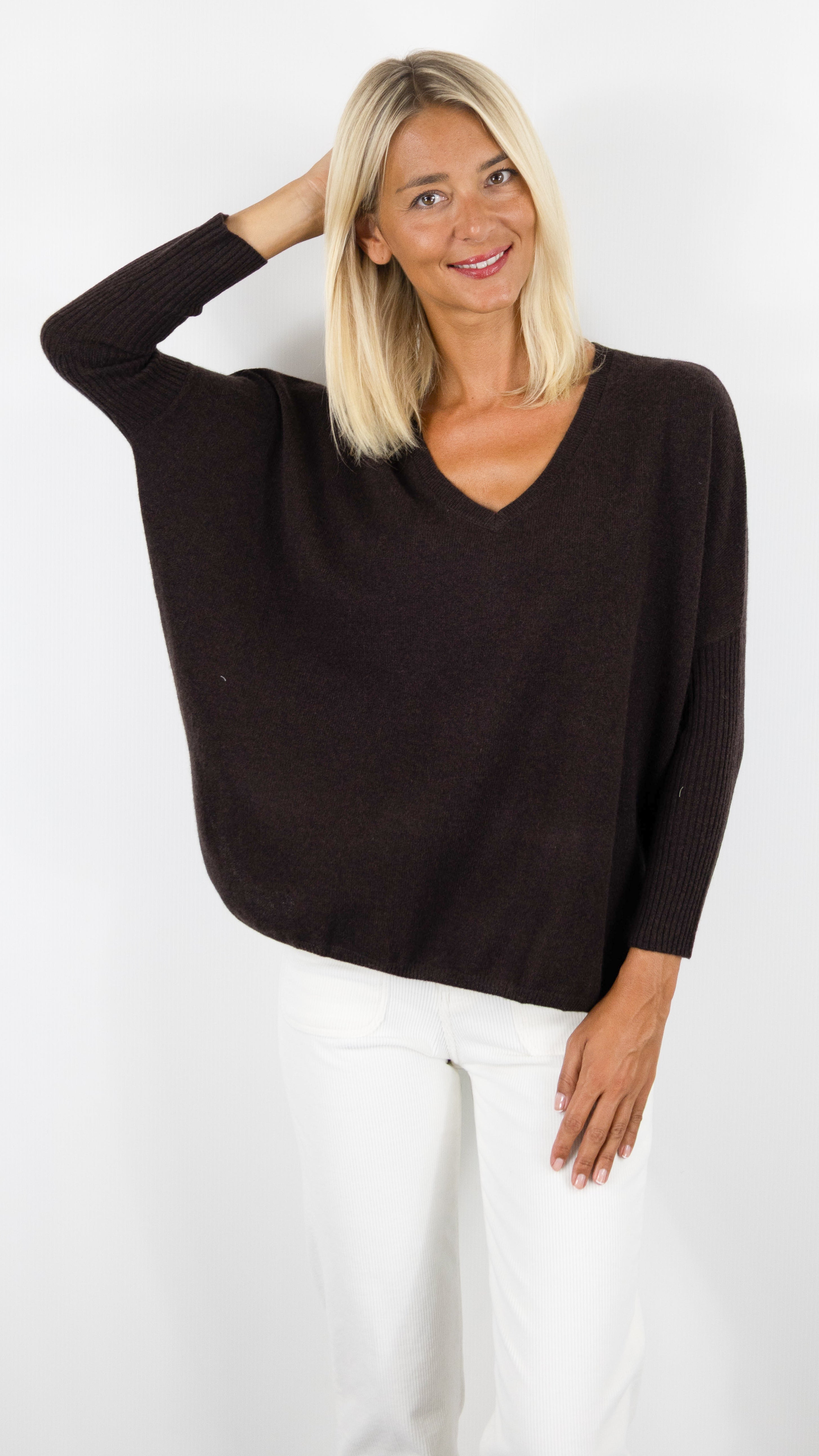 PULL OVERSIZE COL V POUR FEMME EN CACHEMIRE NOT SHY FAUSTINE#COLOR_CACAO/CHOCO