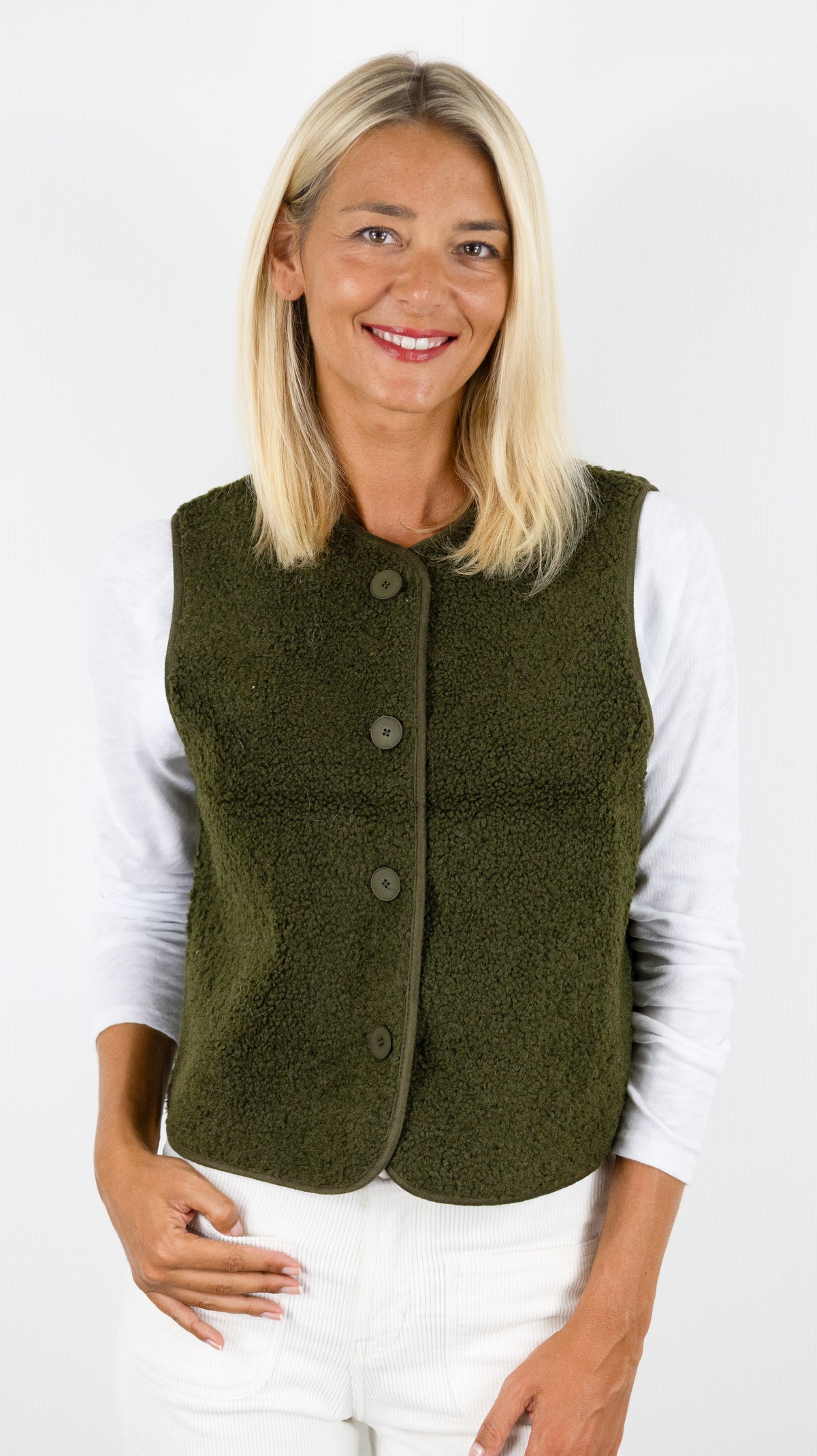 GILET SANS MANCHES MOUTON POUR FEMME IT HIPPIE K202-384#COLOR_KAKI